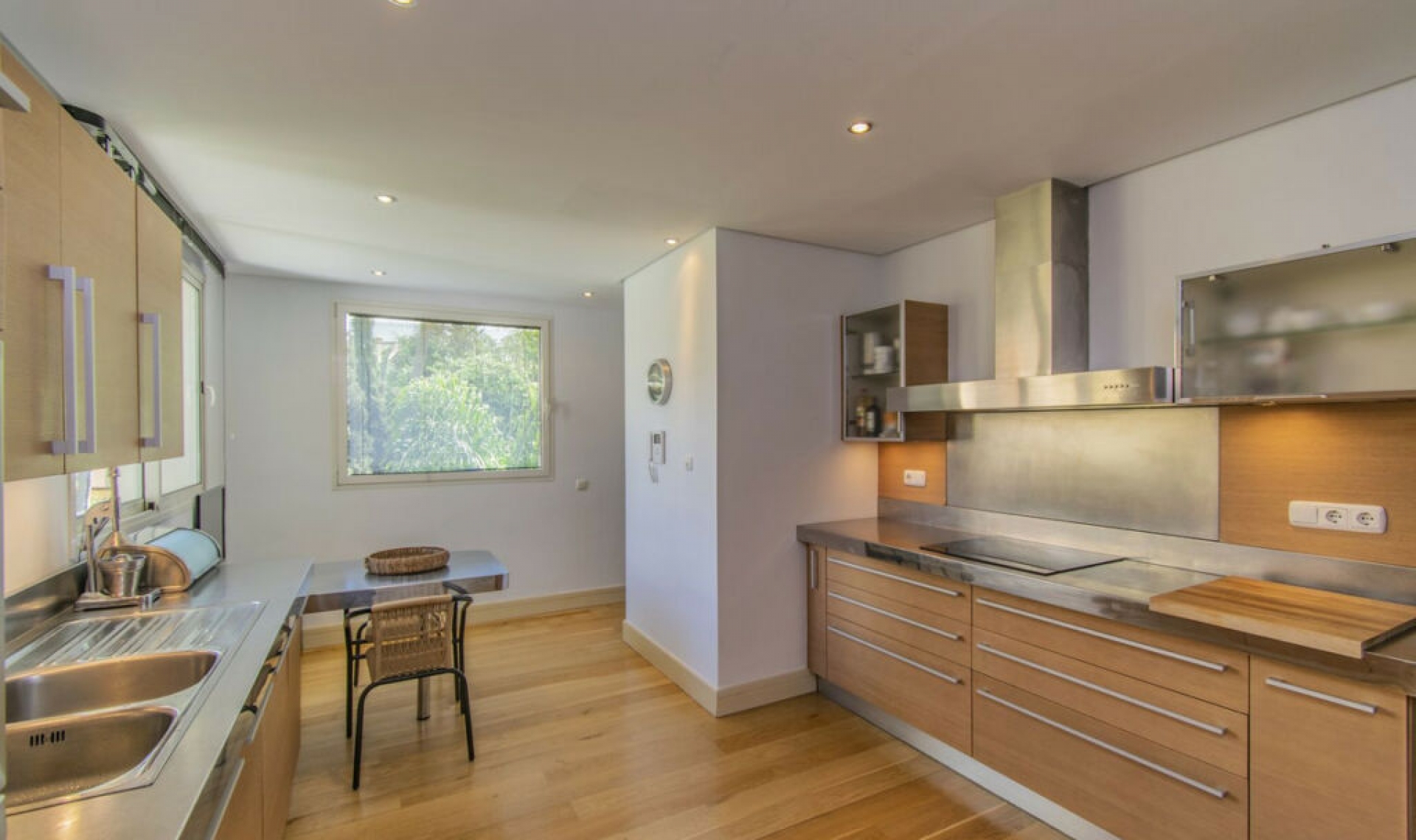 Resale - Apartment -
Nagüeles