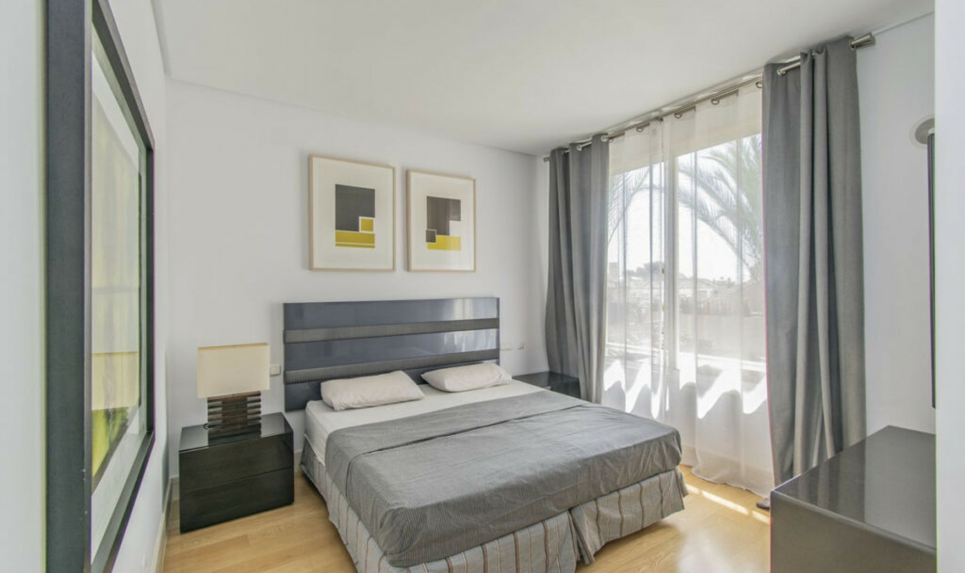 Resale - Apartment -
Nagüeles