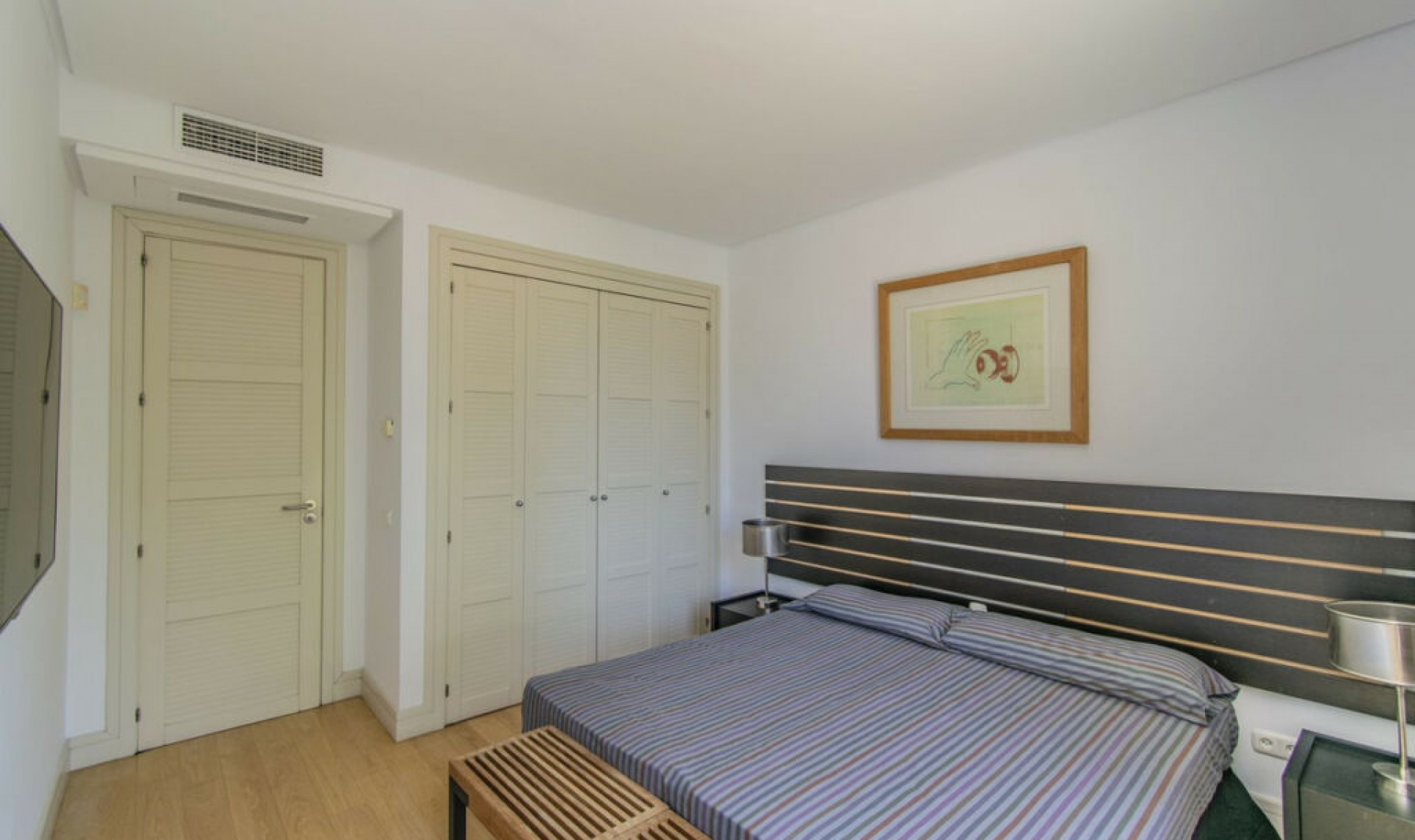 Resale - Apartment -
Nagüeles