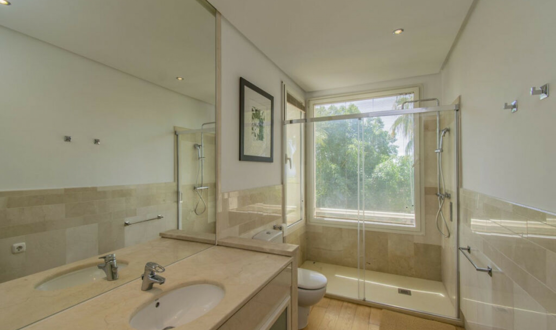 Resale - Apartment -
Nagüeles