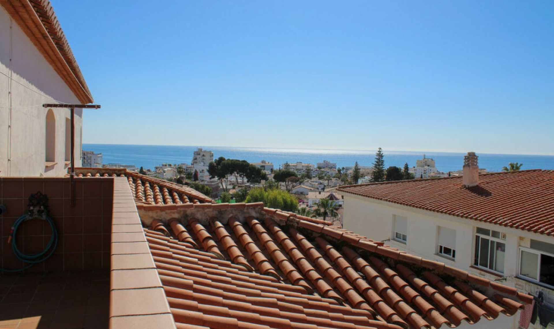 Resale - Apartment -
Nerja