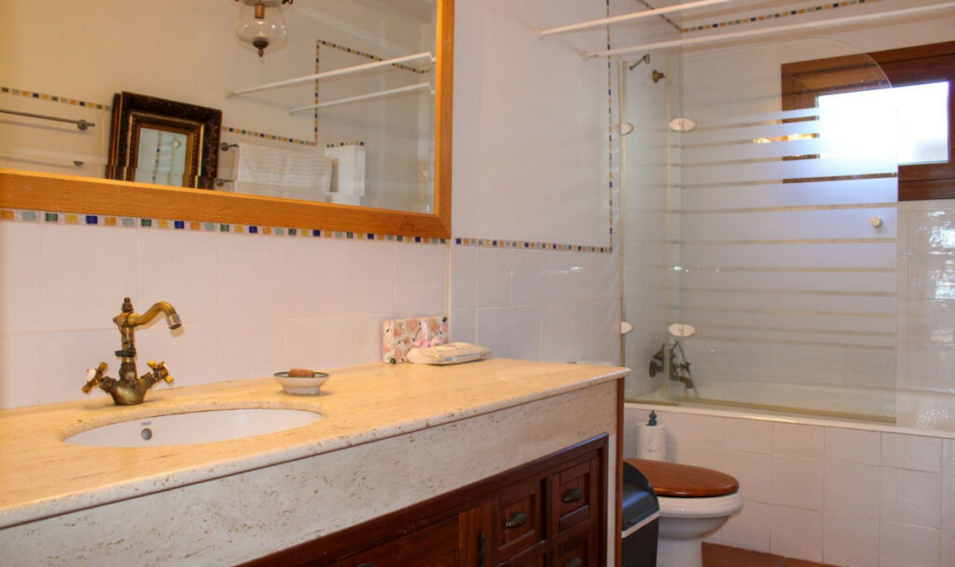 Resale - Apartment -
Nerja