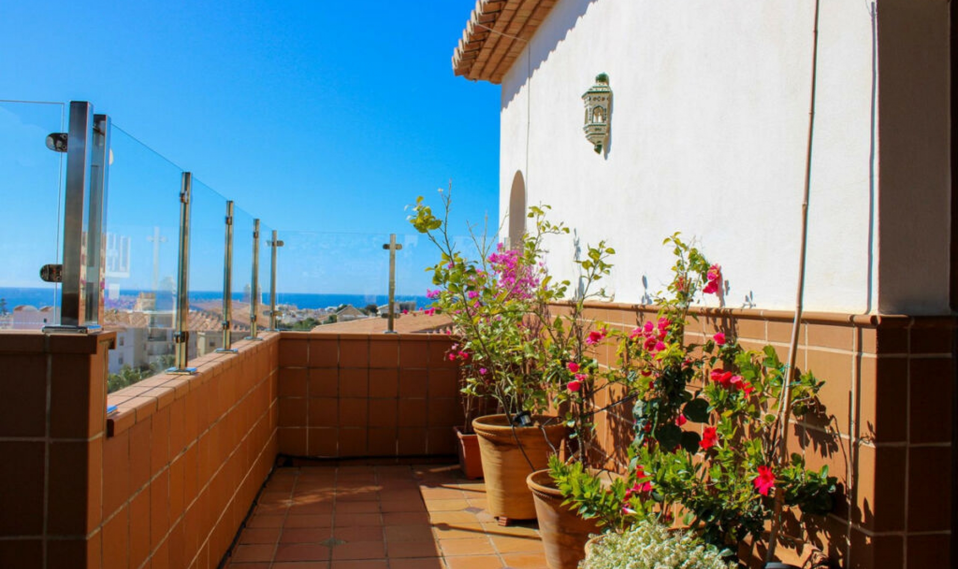 Resale - Apartment -
Nerja