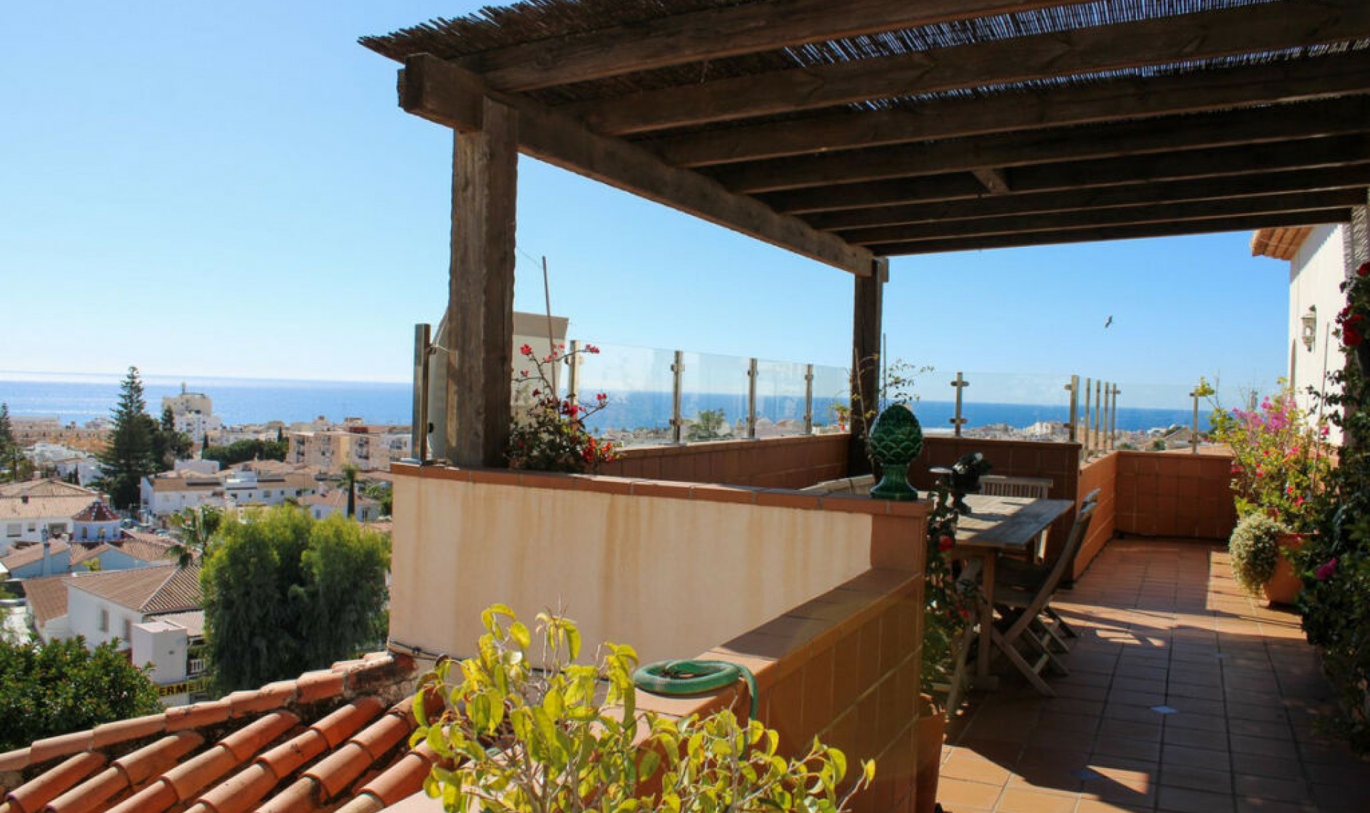 Resale - Apartment -
Nerja