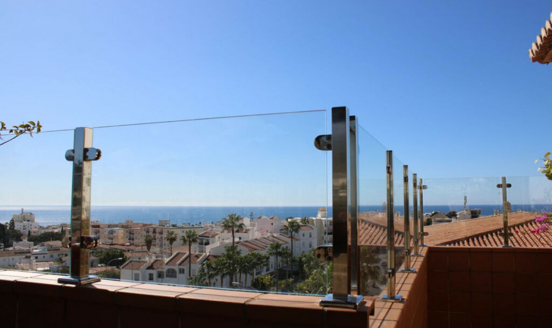 Resale - Apartment -
Nerja