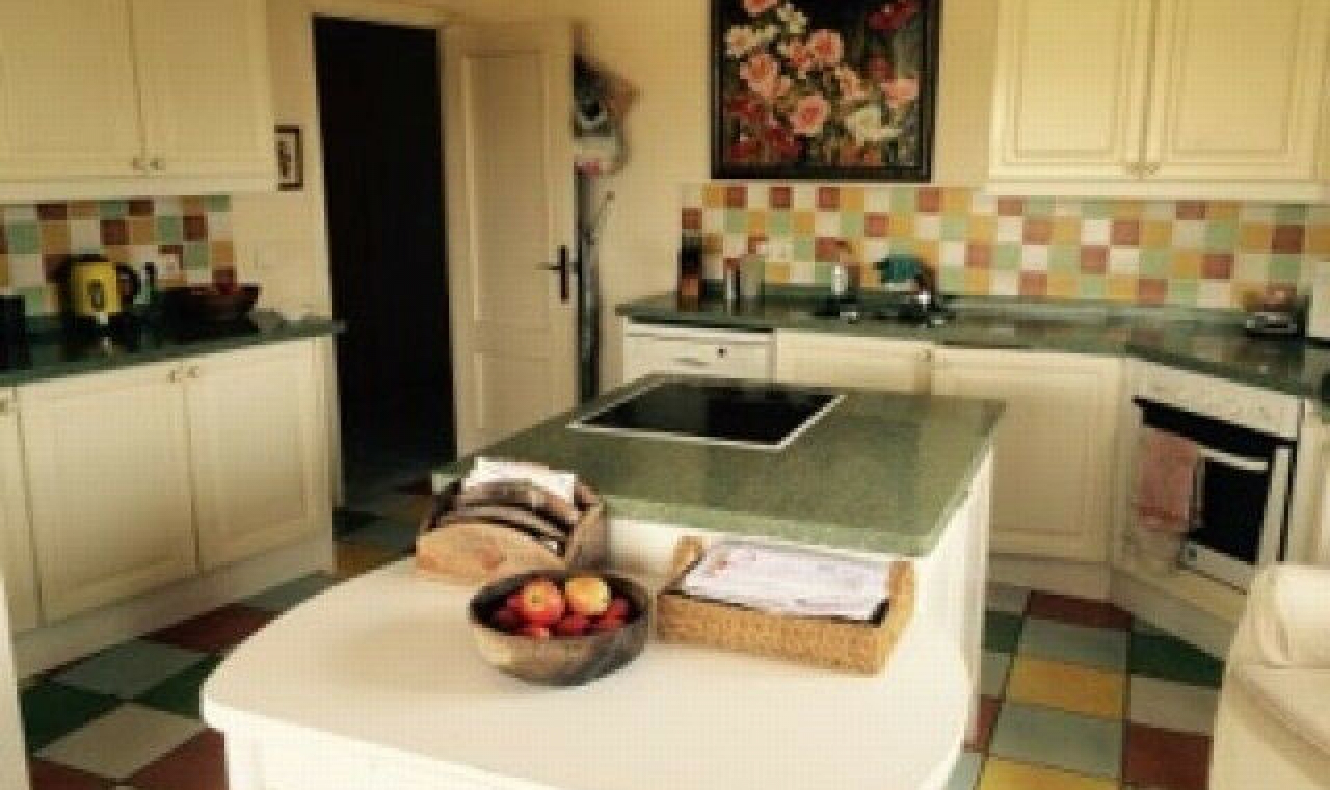 Resale - Apartment -
Nerja