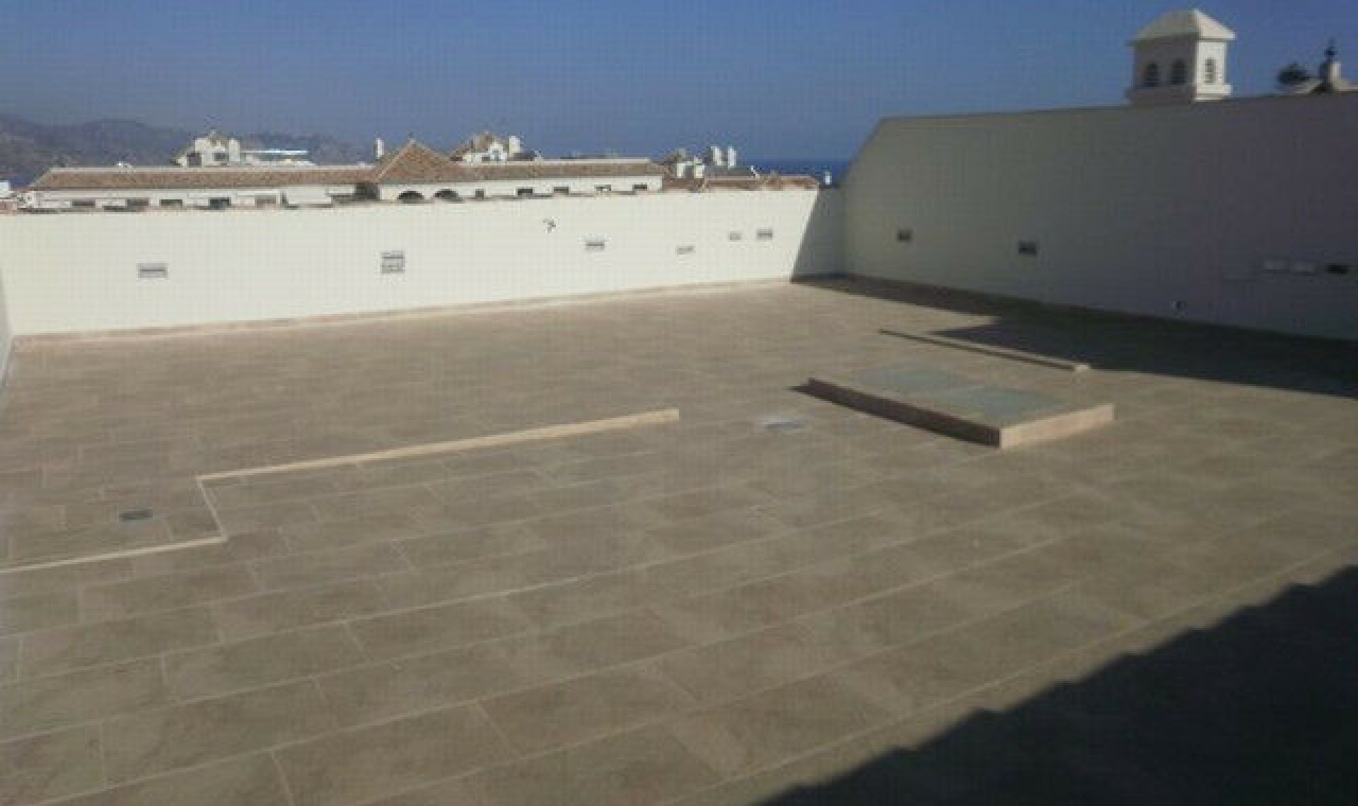 Resale - Apartment -
Nerja