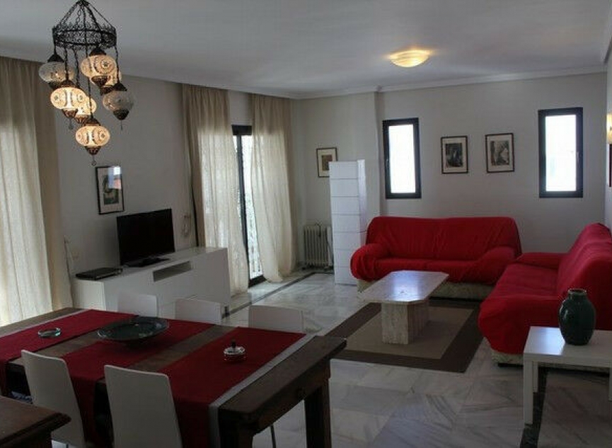Resale - Apartment -
Nerja