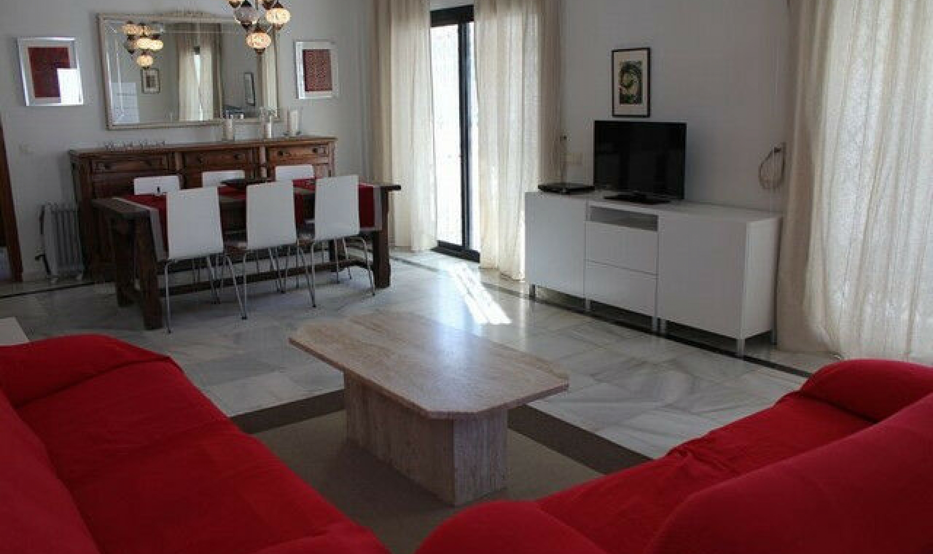 Resale - Apartment -
Nerja