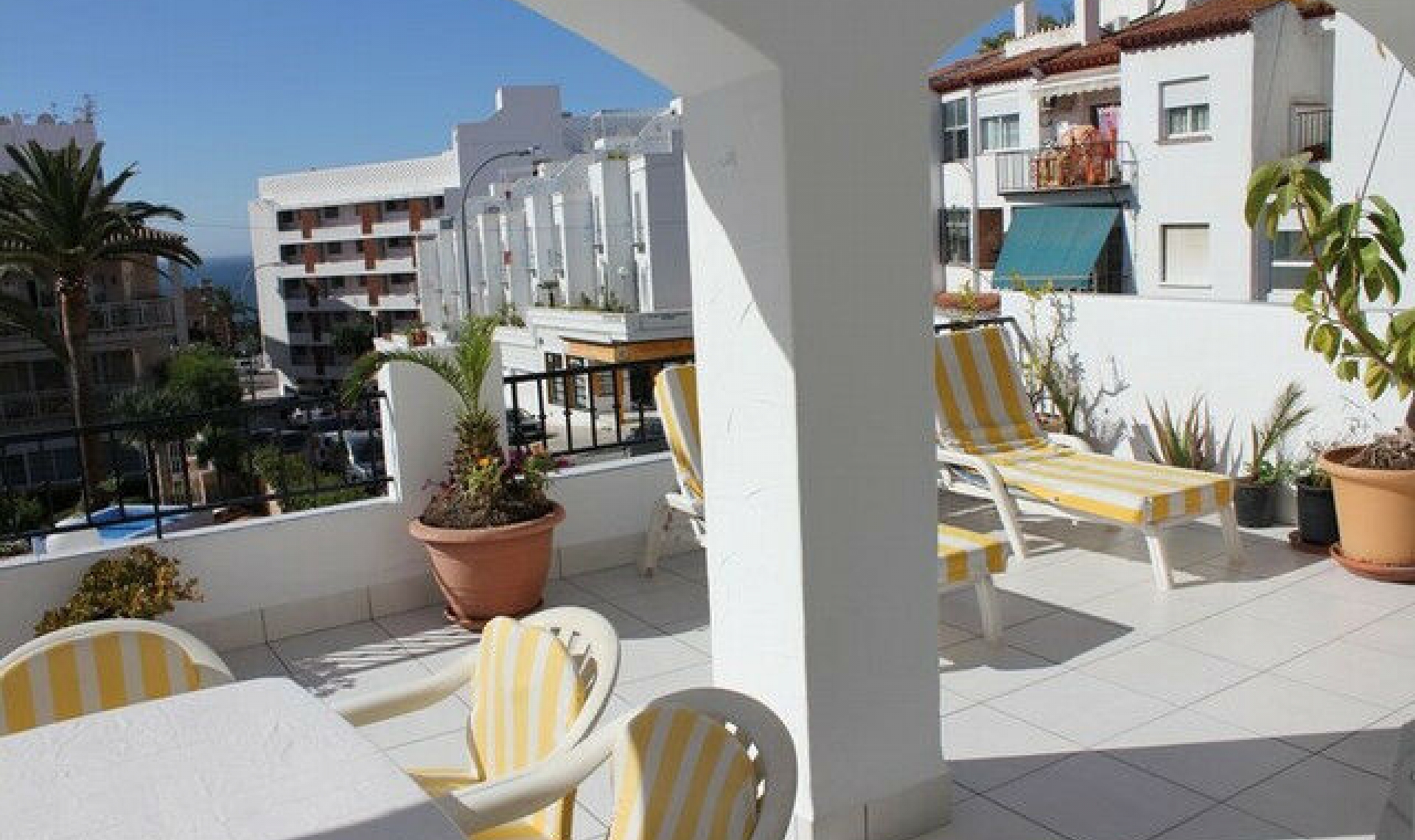 Resale - Apartment -
Nerja