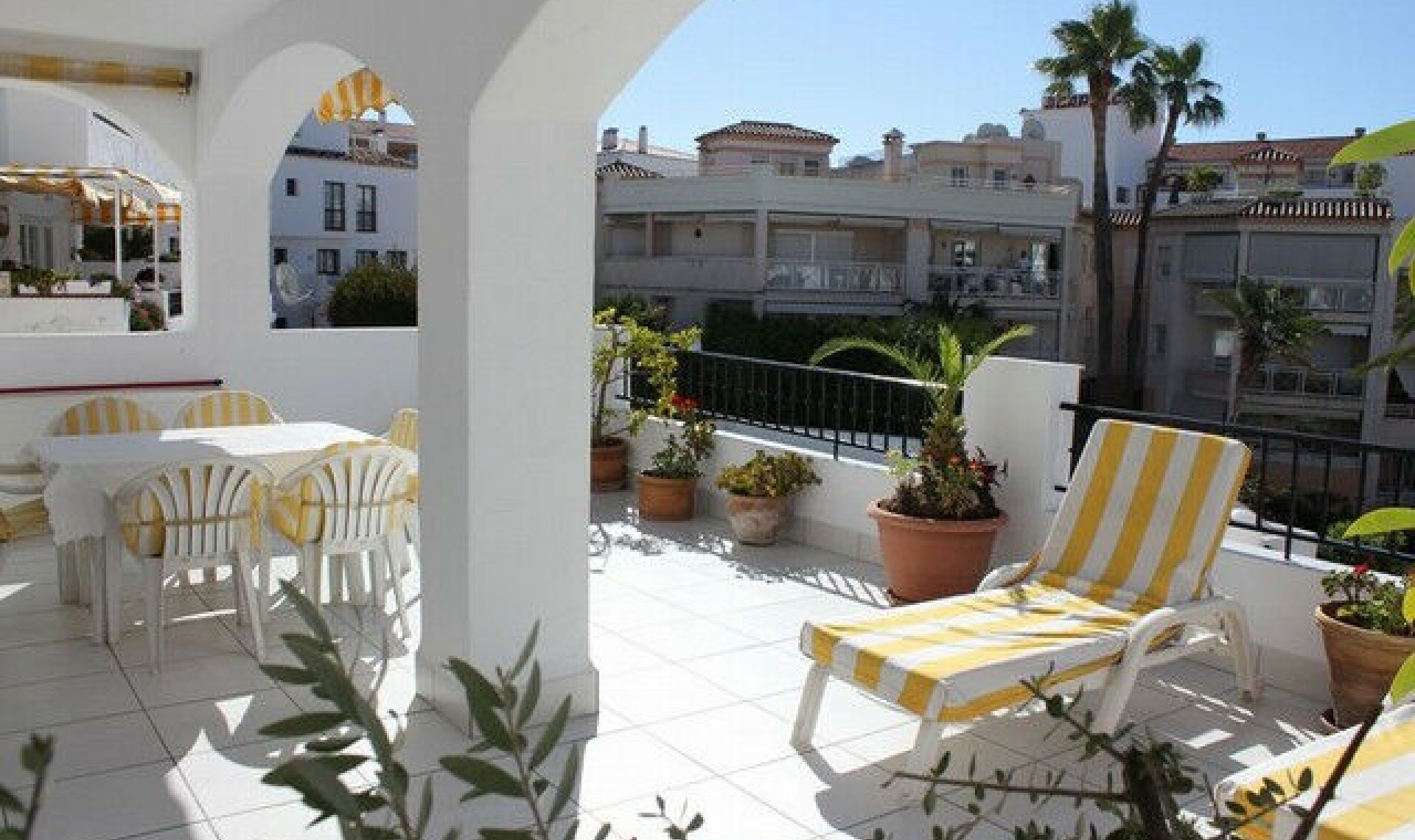 Resale - Apartment -
Nerja