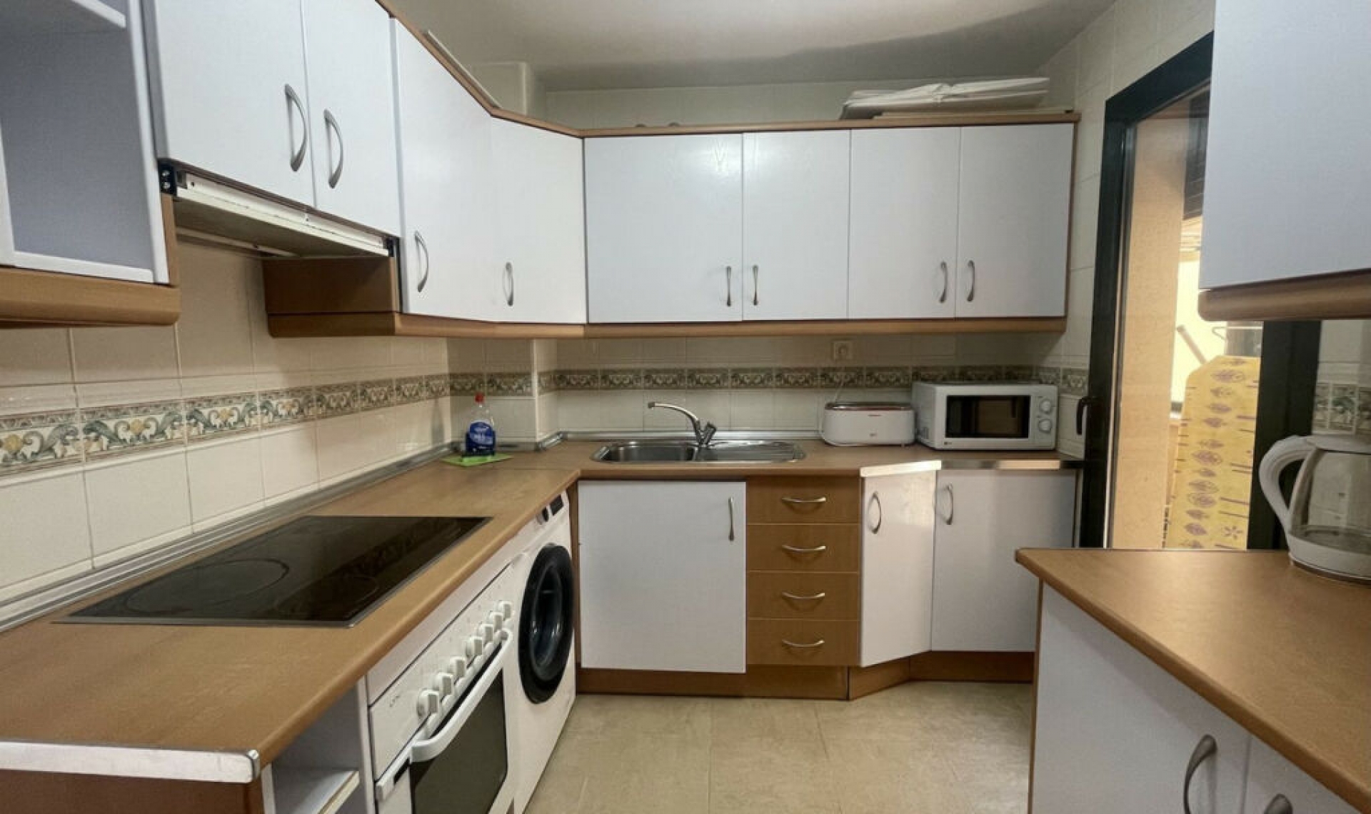 Resale - Apartment -
Nerja