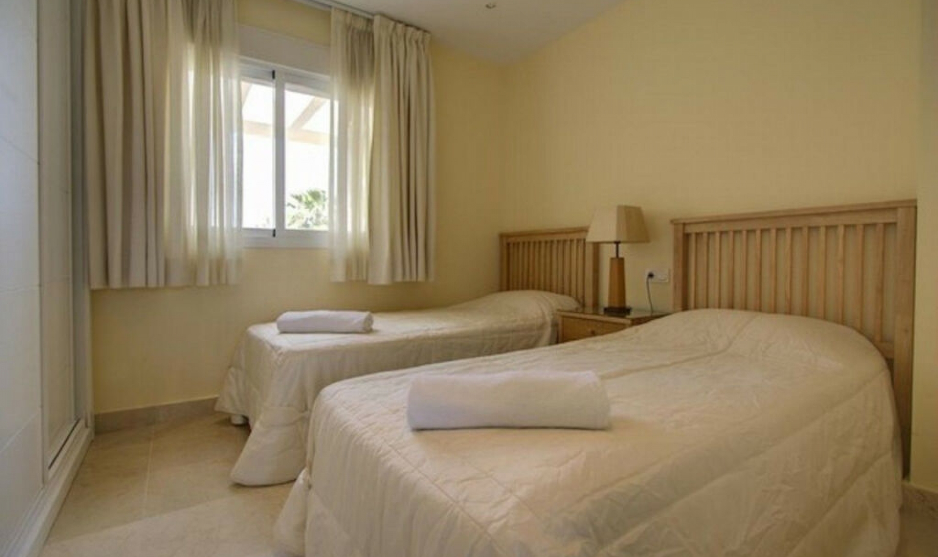 Resale - Apartment -
New Golden Mile