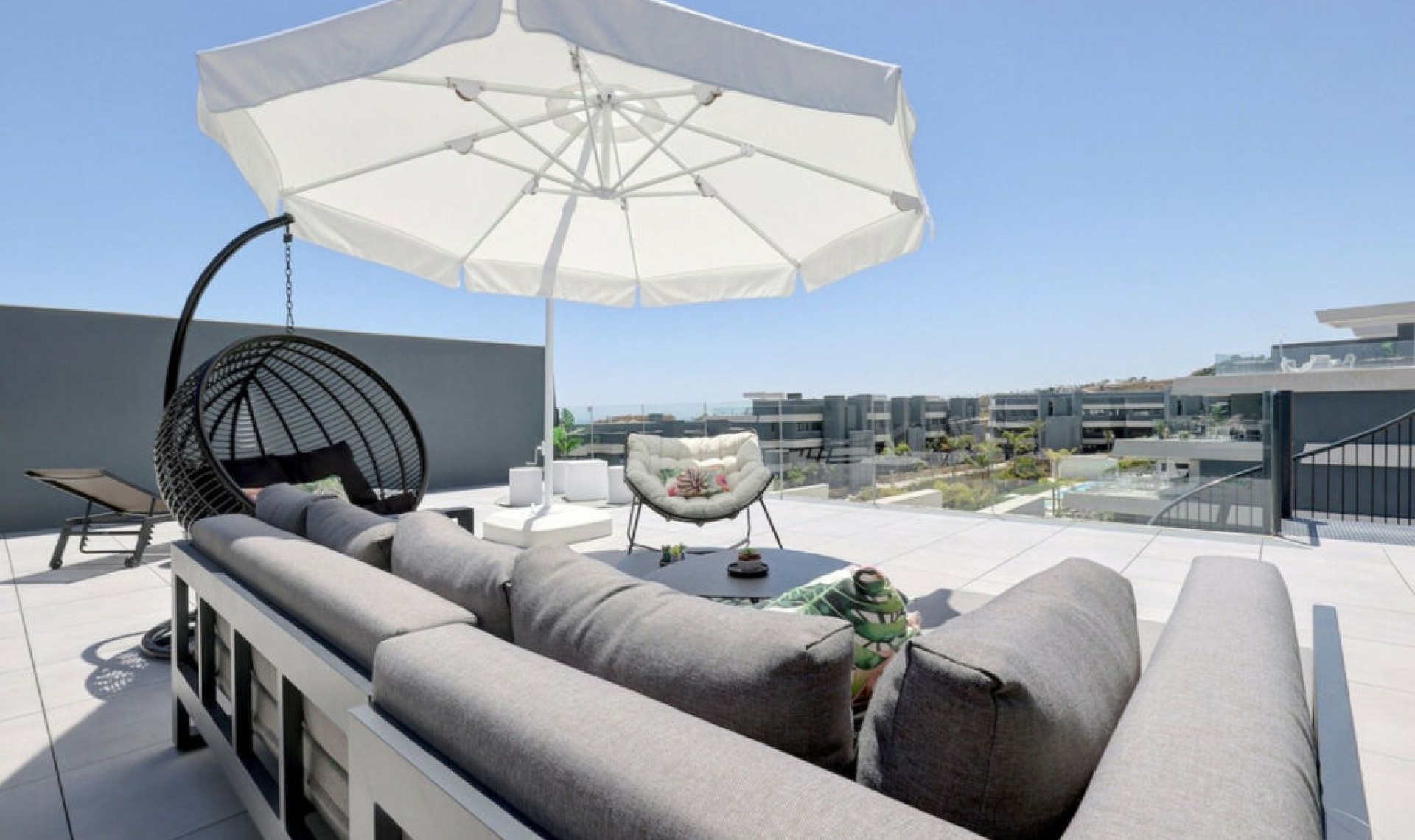 Resale - Apartment -
New Golden Mile