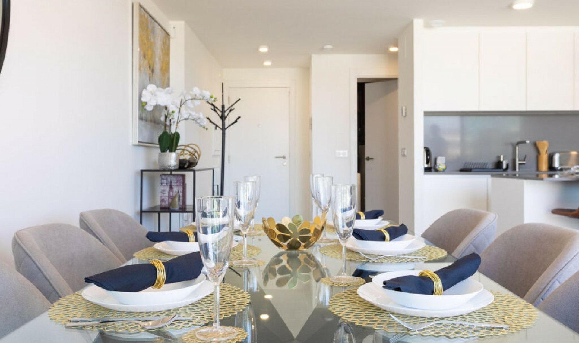 Resale - Apartment -
New Golden Mile