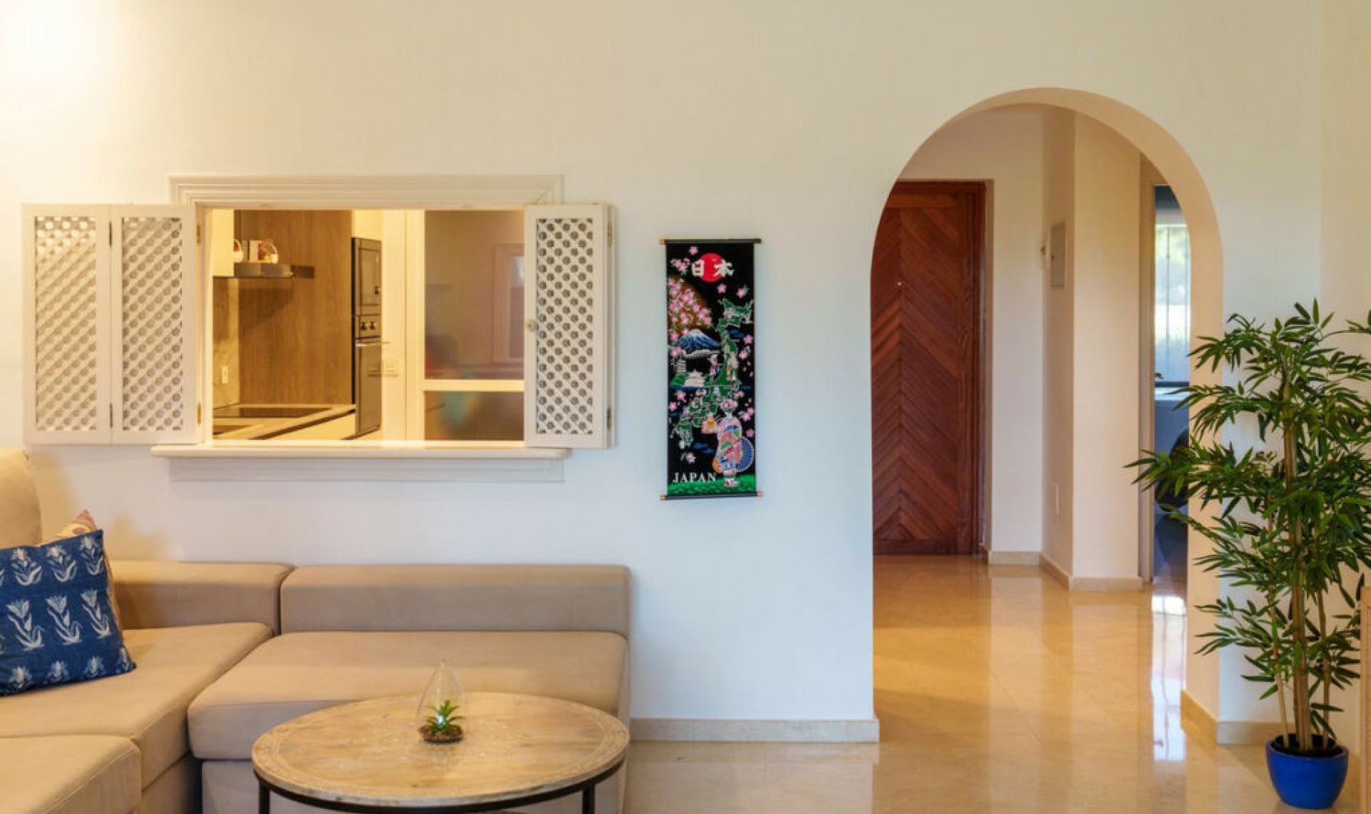 Resale - Apartment -
New Golden Mile