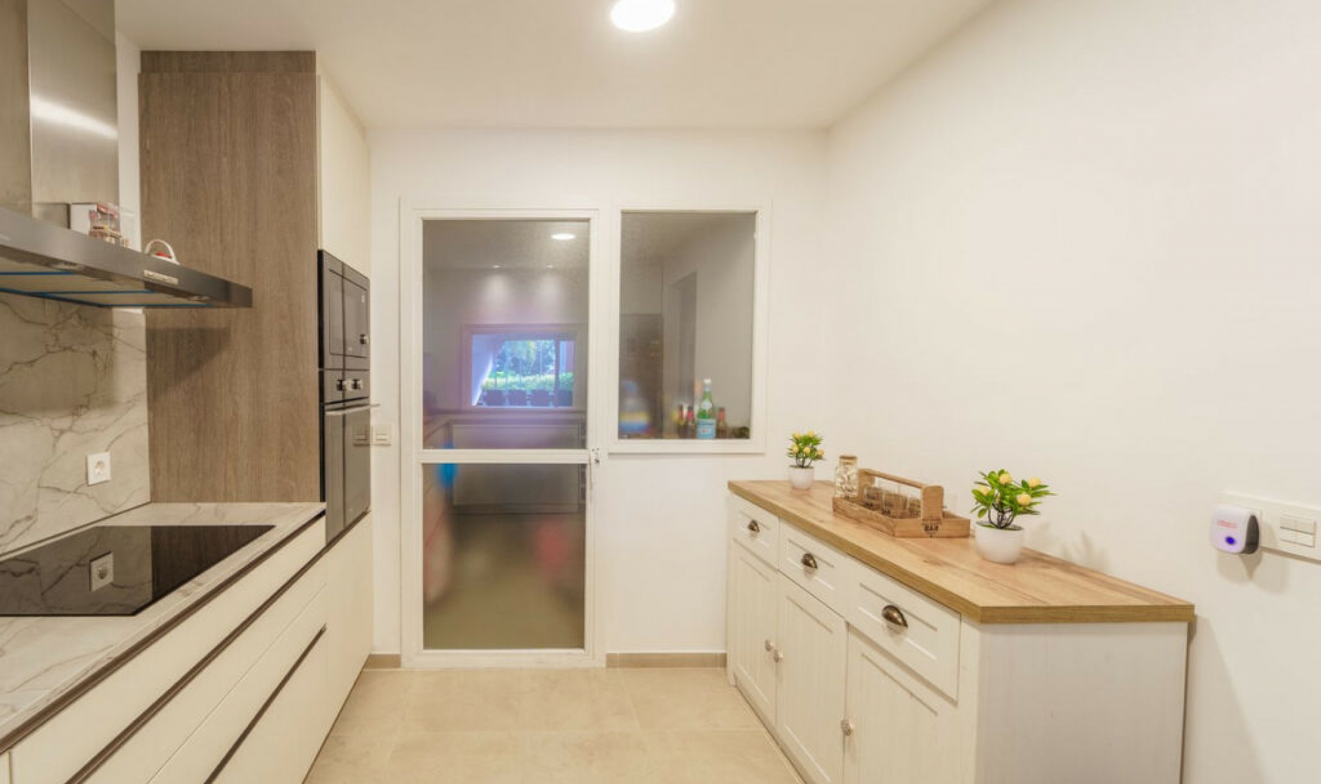 Resale - Apartment -
New Golden Mile