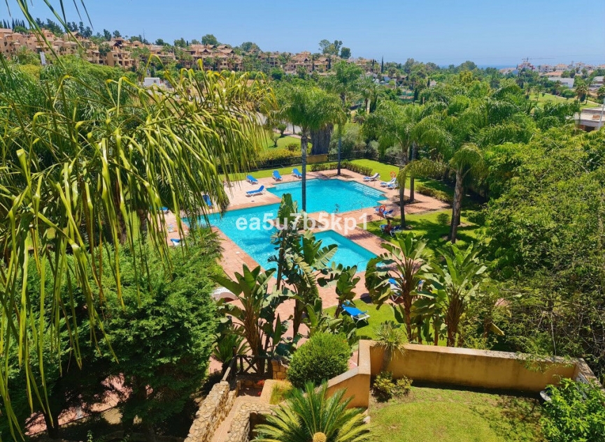 Resale - Apartment -
New Golden Mile
