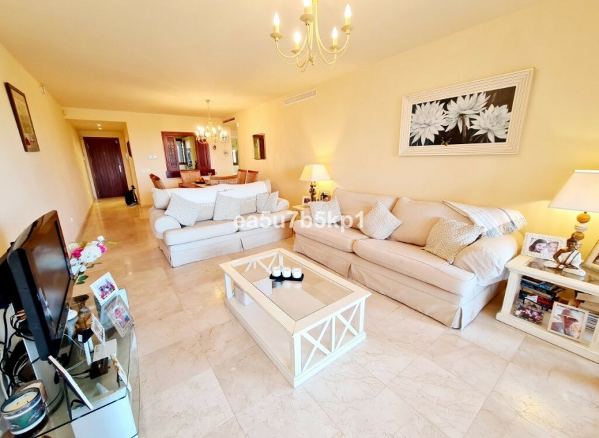 Resale - Apartment -
New Golden Mile