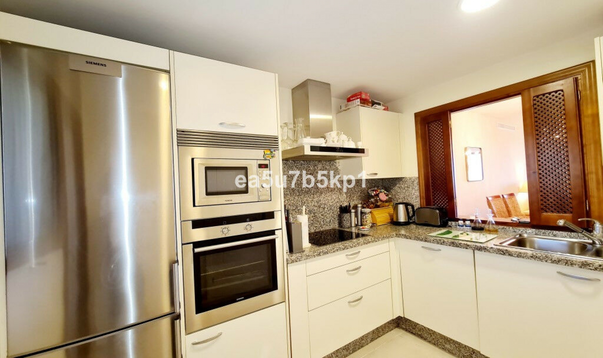 Resale - Apartment -
New Golden Mile