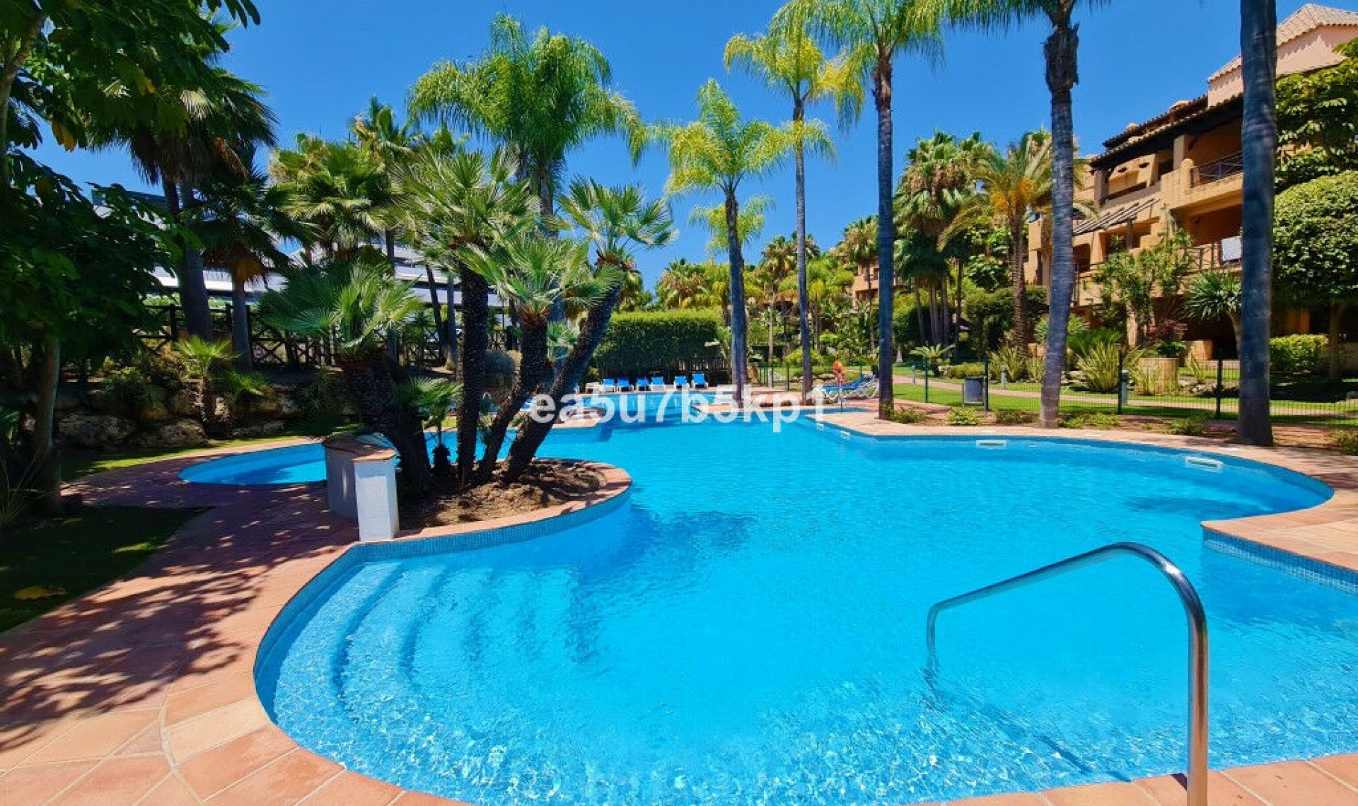 Resale - Apartment -
New Golden Mile