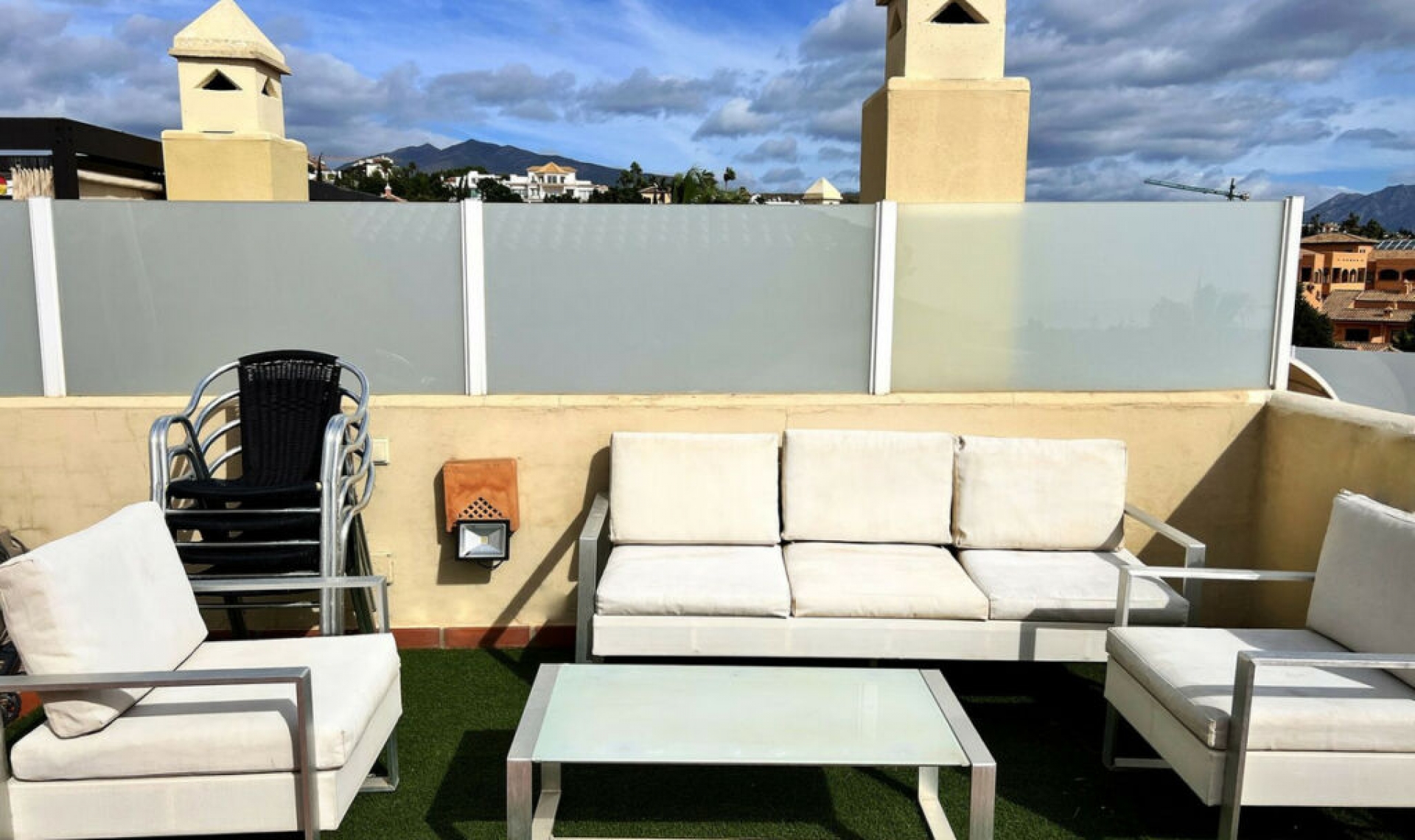 Resale - Apartment -
New Golden Mile