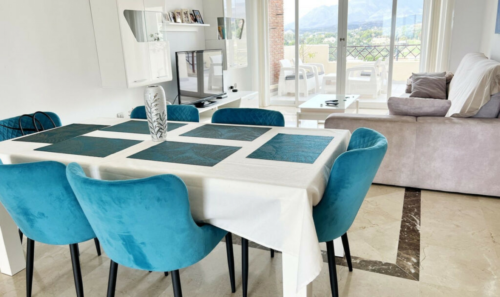 Resale - Apartment -
New Golden Mile