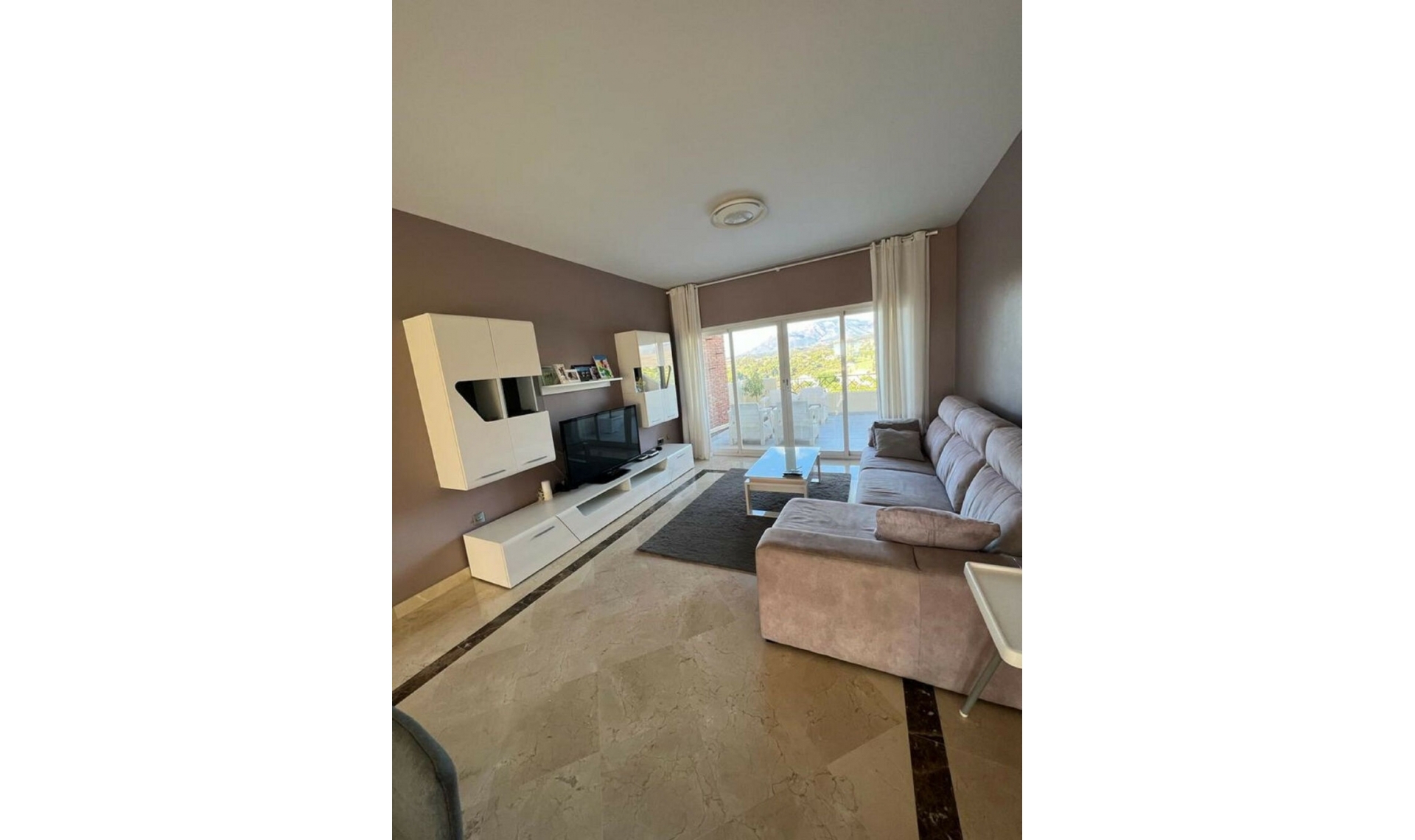 Resale - Apartment -
New Golden Mile