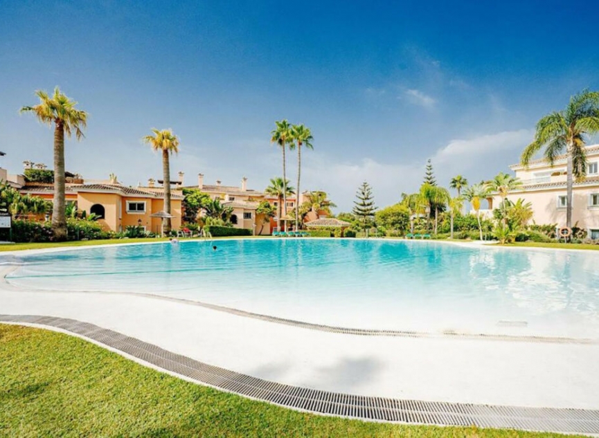 Resale - Apartment -
New Golden Mile