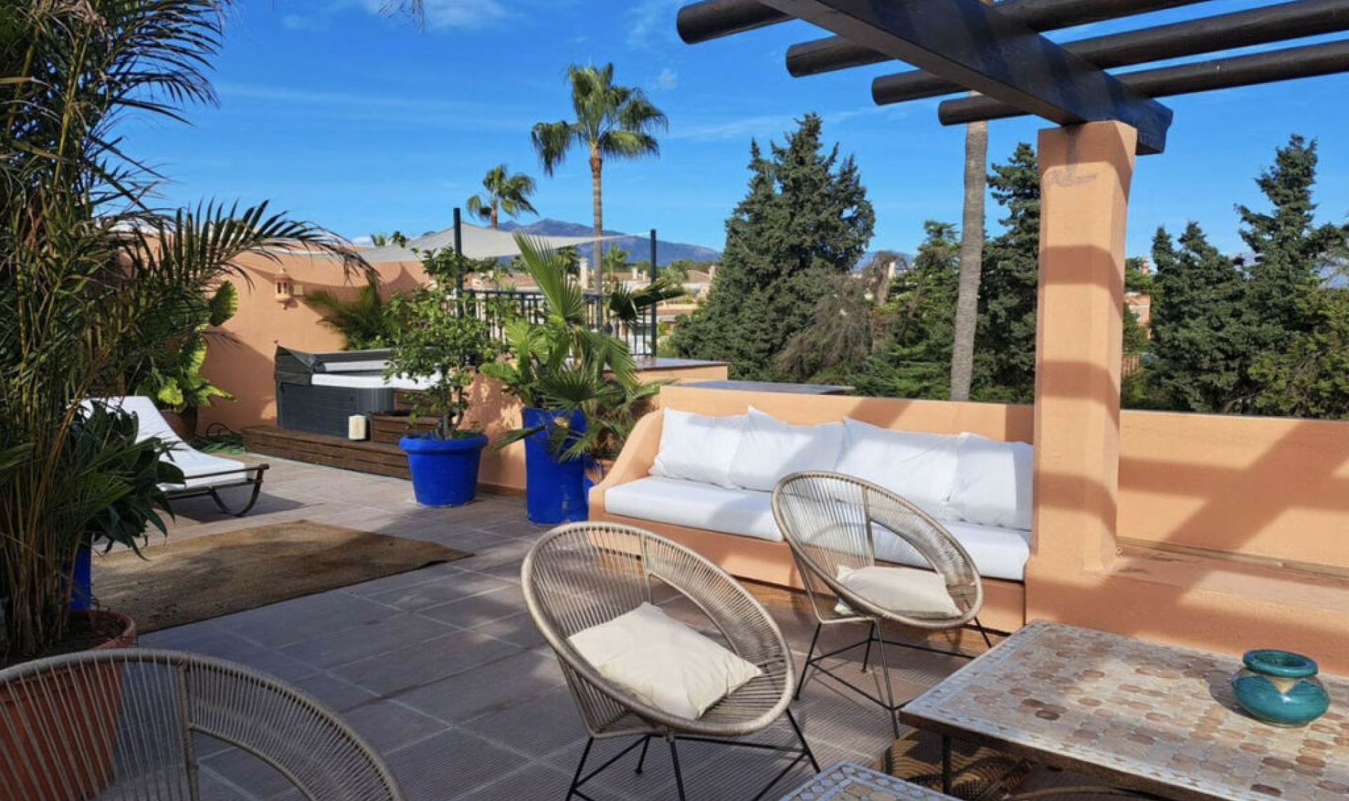 Resale - Apartment -
New Golden Mile