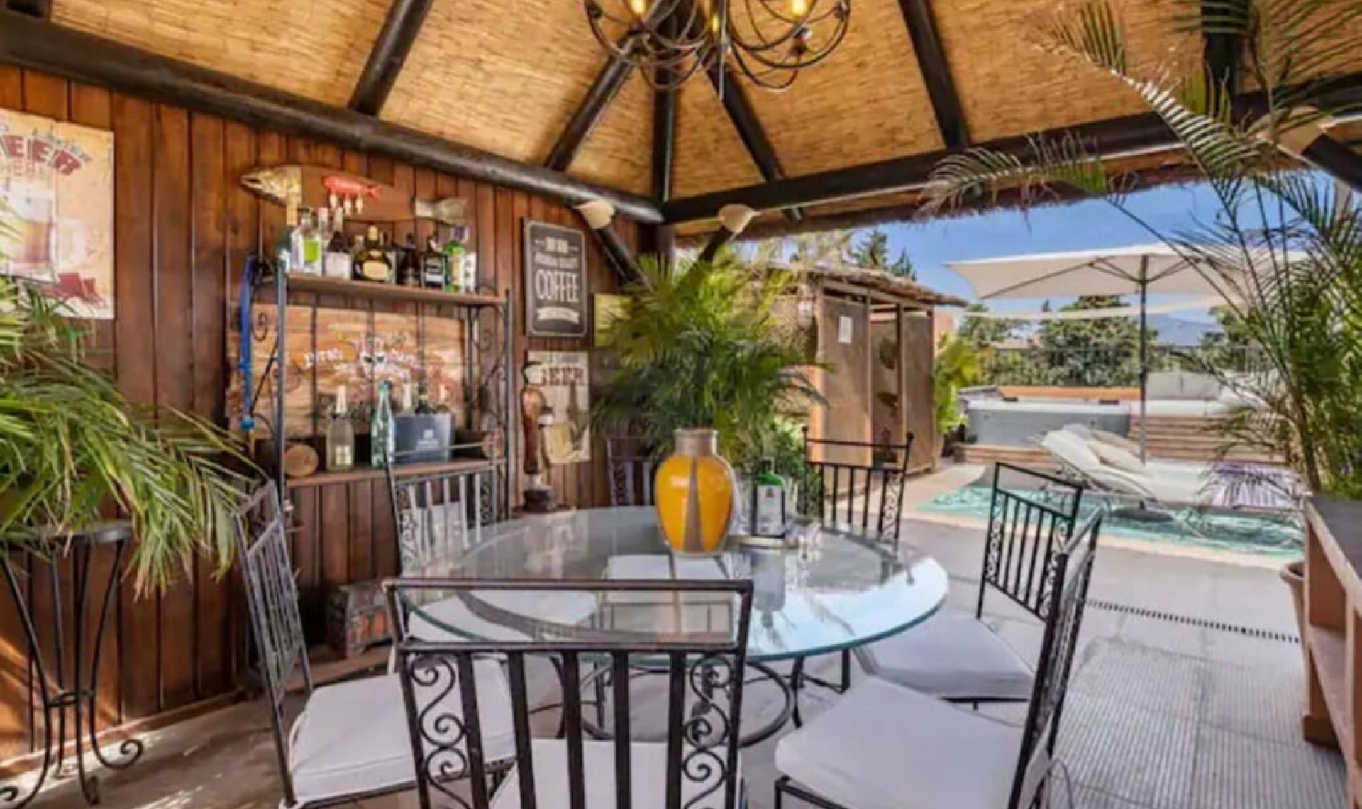 Resale - Apartment -
New Golden Mile
