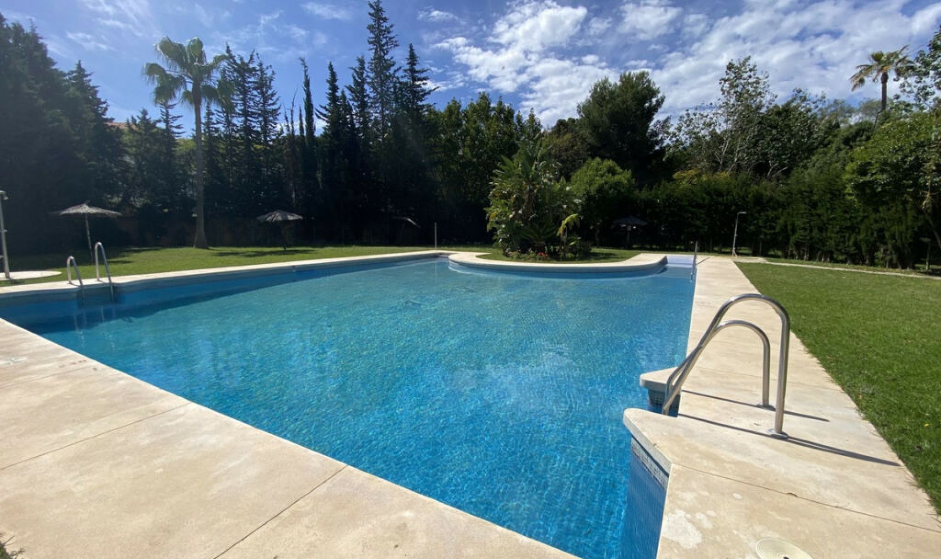 Resale - Apartment -
New Golden Mile