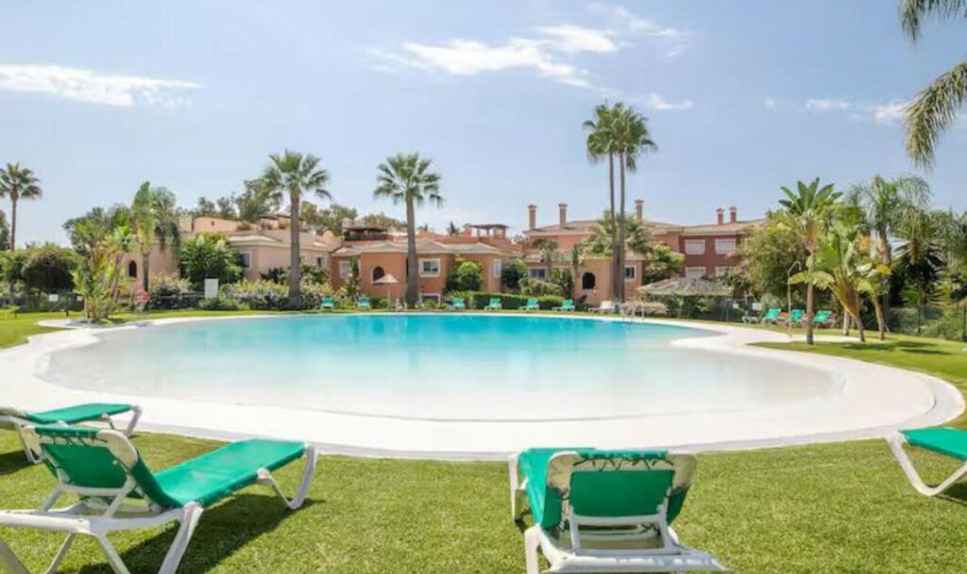 Resale - Apartment -
New Golden Mile