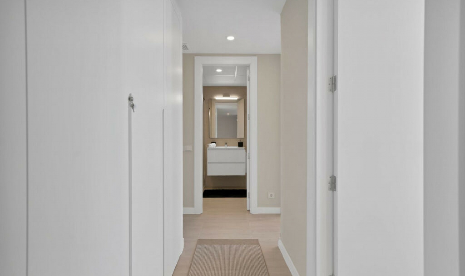 Resale - Apartment -
New Golden Mile