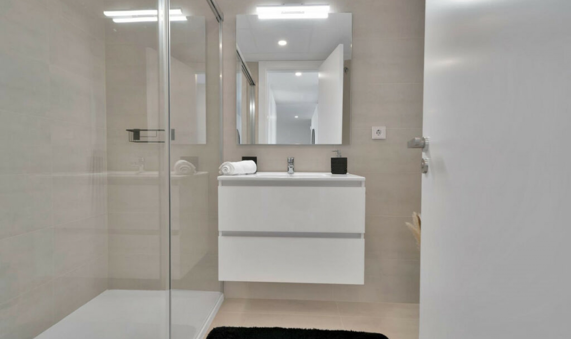 Resale - Apartment -
New Golden Mile