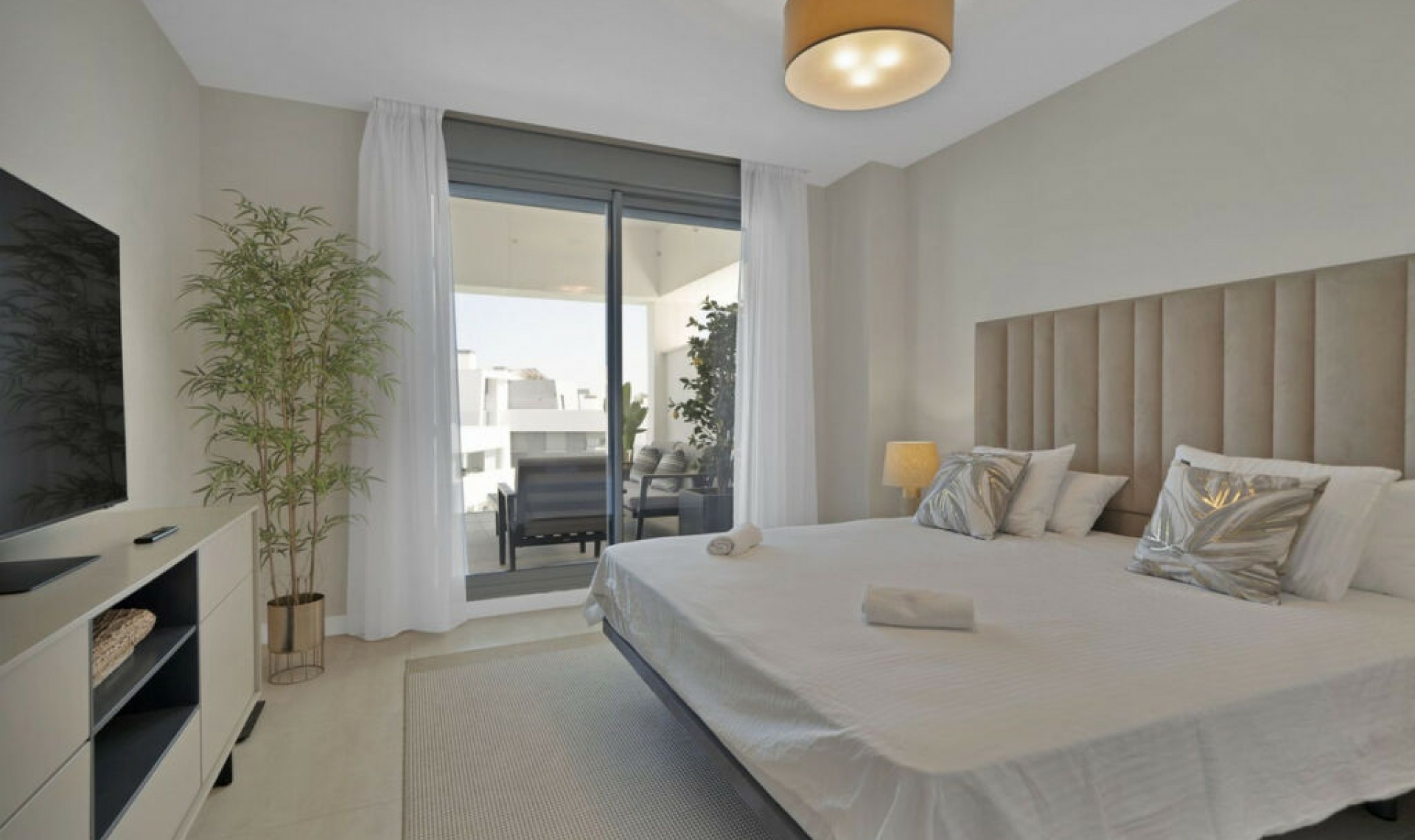 Resale - Apartment -
New Golden Mile