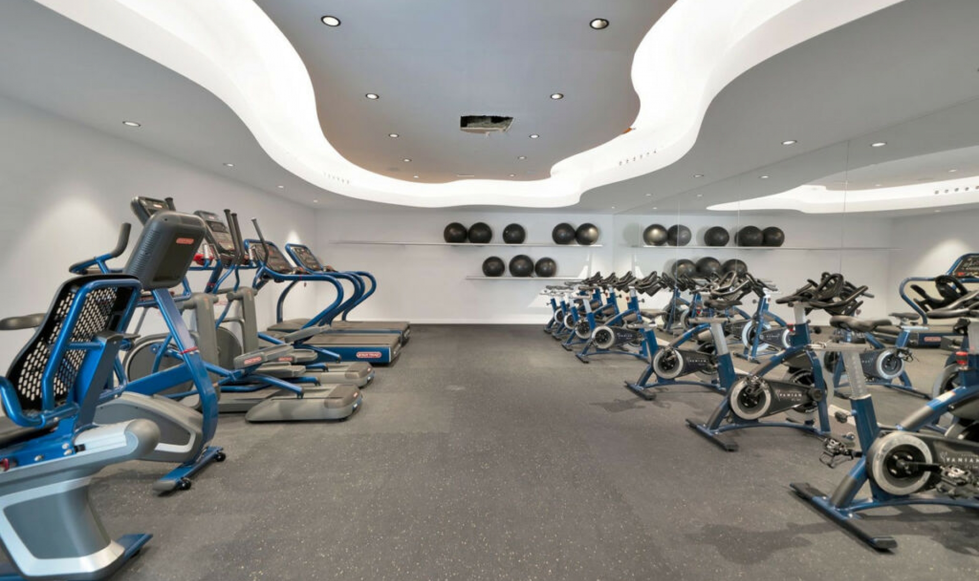 Resale - Apartment -
New Golden Mile