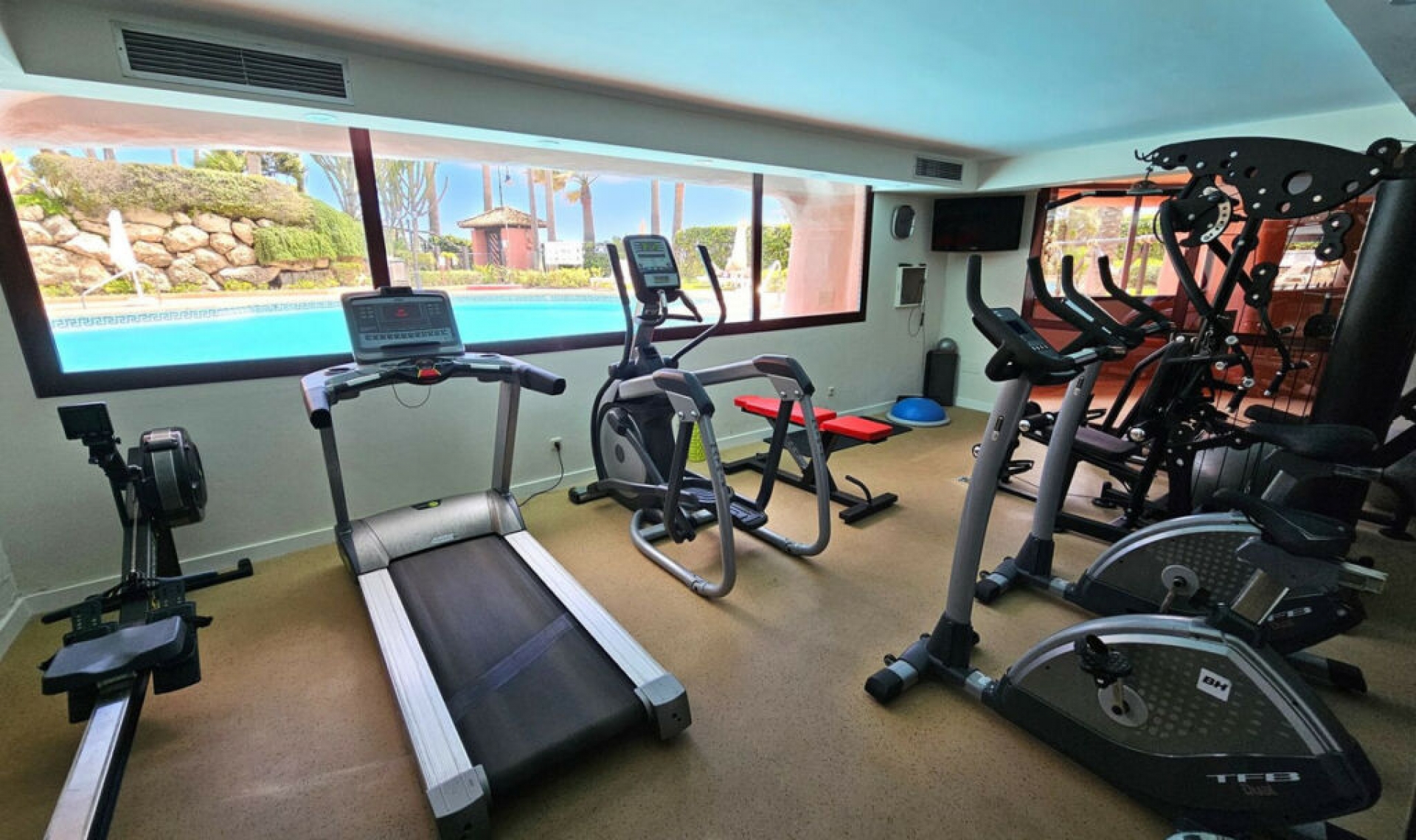 Resale - Apartment -
New Golden Mile