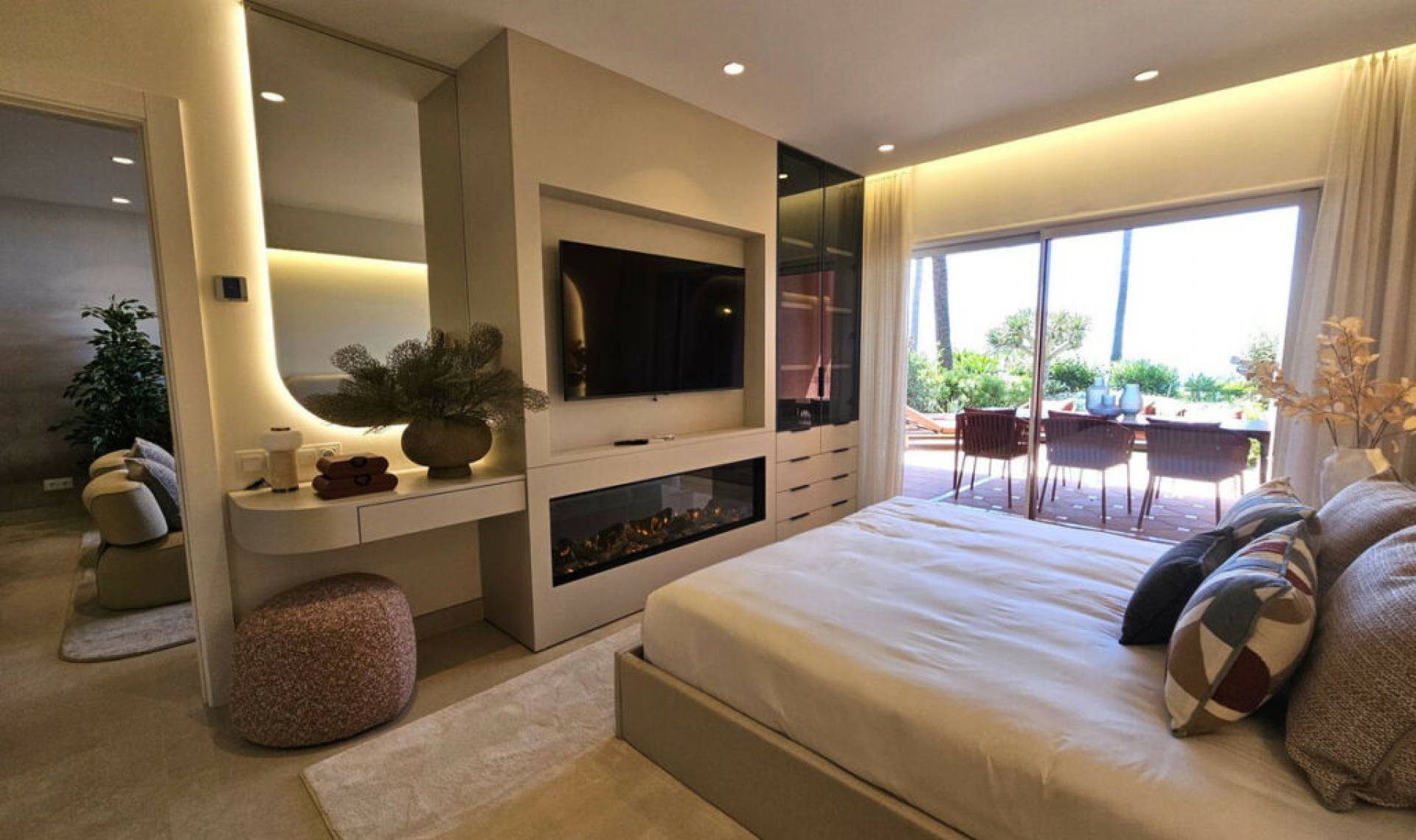 Resale - Apartment -
New Golden Mile
