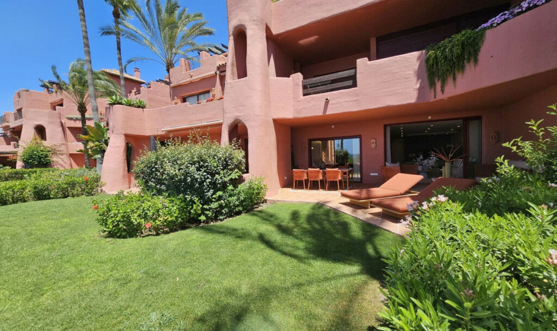 Resale - Apartment -
New Golden Mile