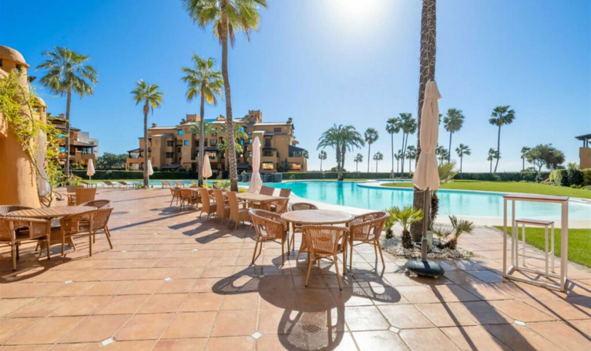 Resale - Apartment -
New Golden Mile