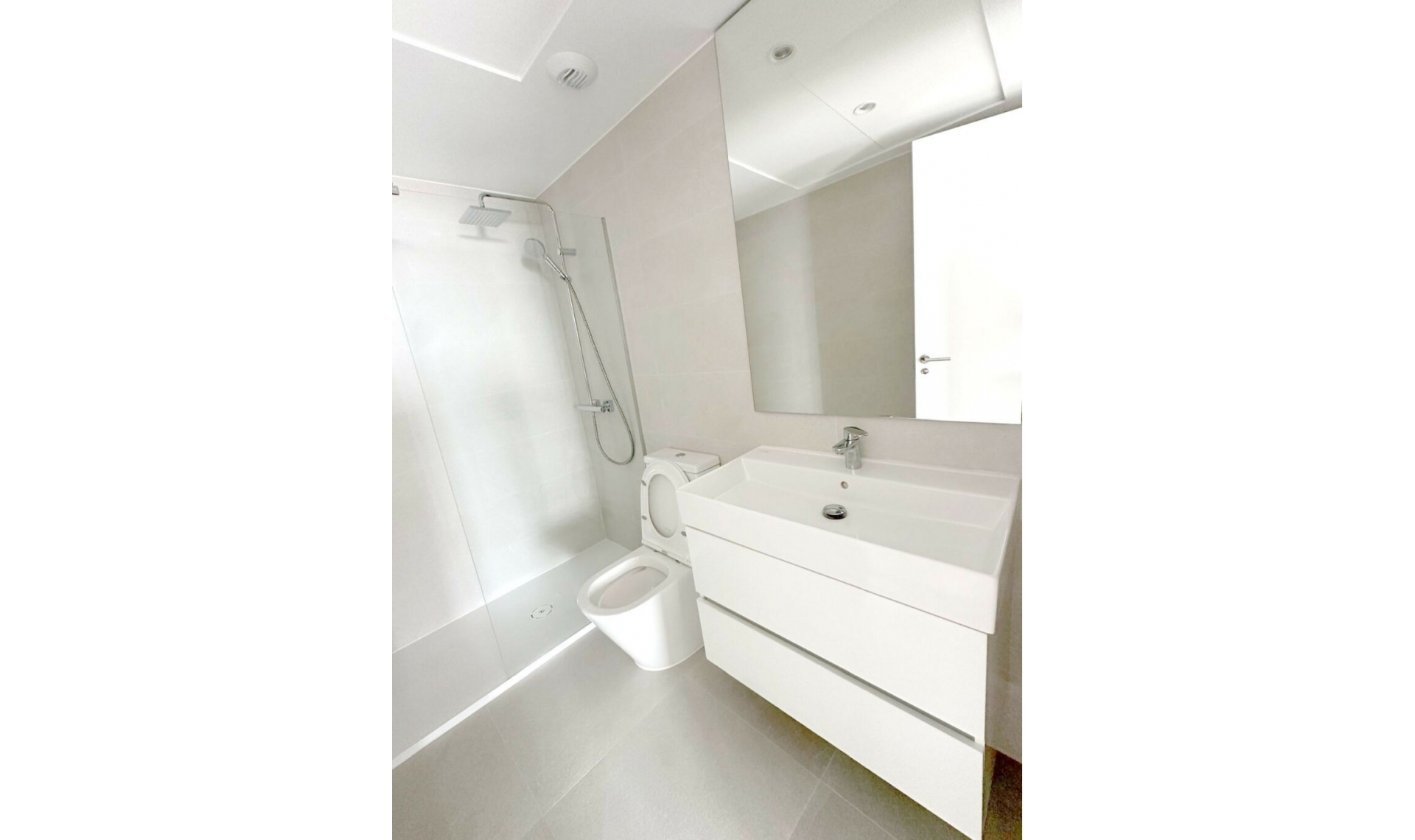 Resale - Apartment -
New Golden Mile