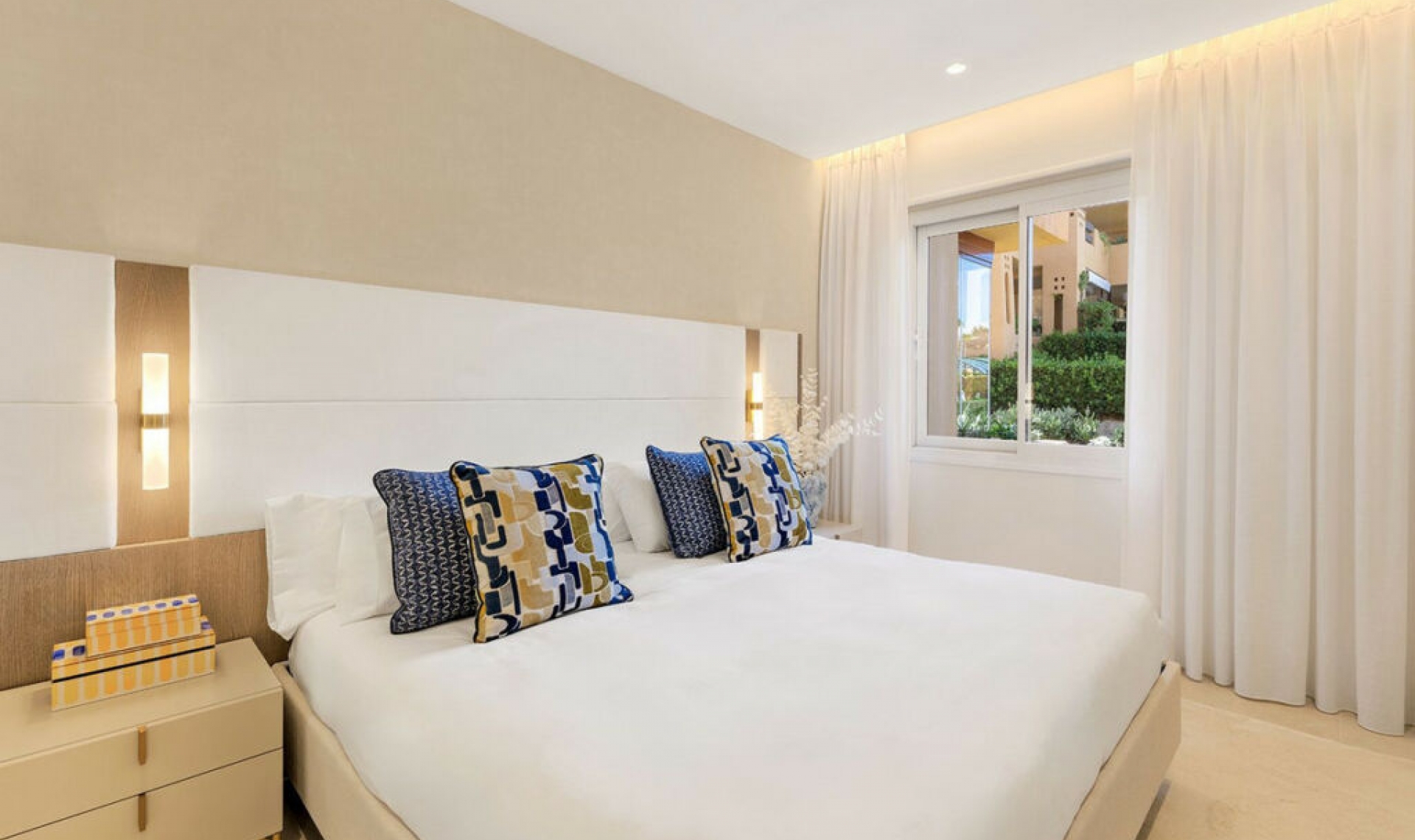 Resale - Apartment -
New Golden Mile