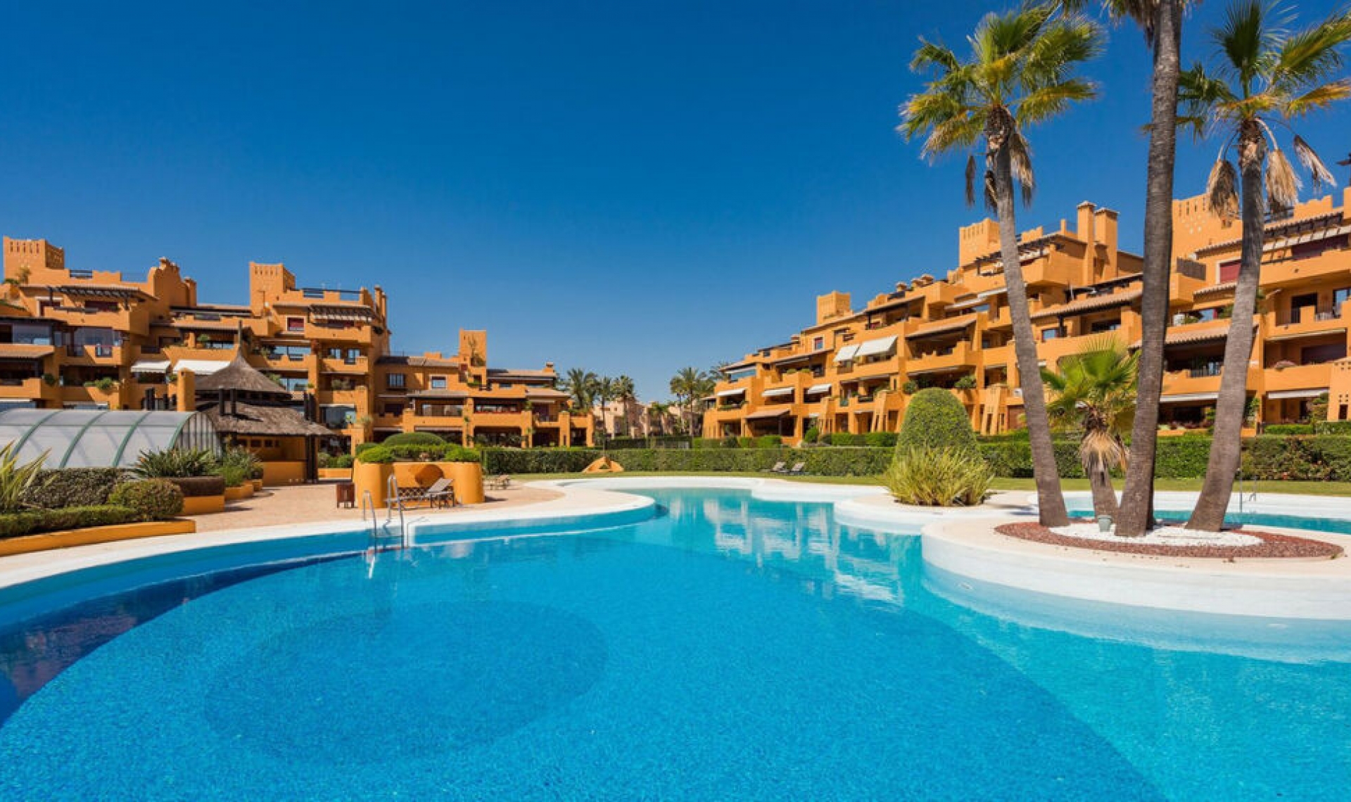 Resale - Apartment -
New Golden Mile