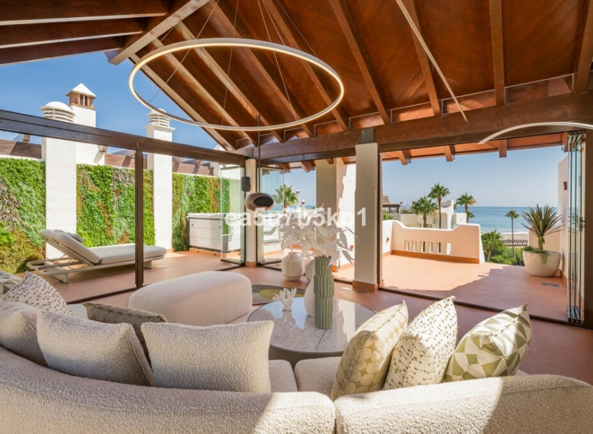 Resale - Apartment -
New Golden Mile
