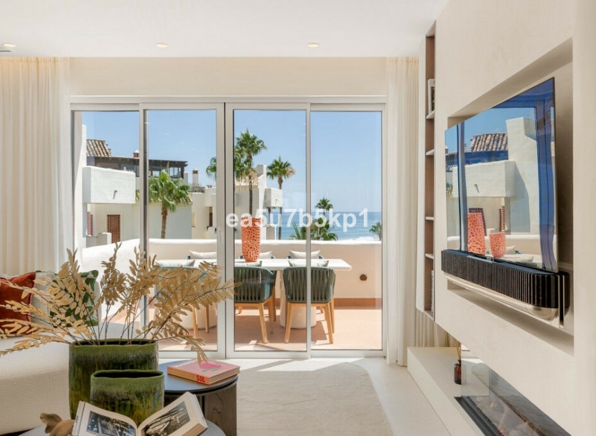 Resale - Apartment -
New Golden Mile