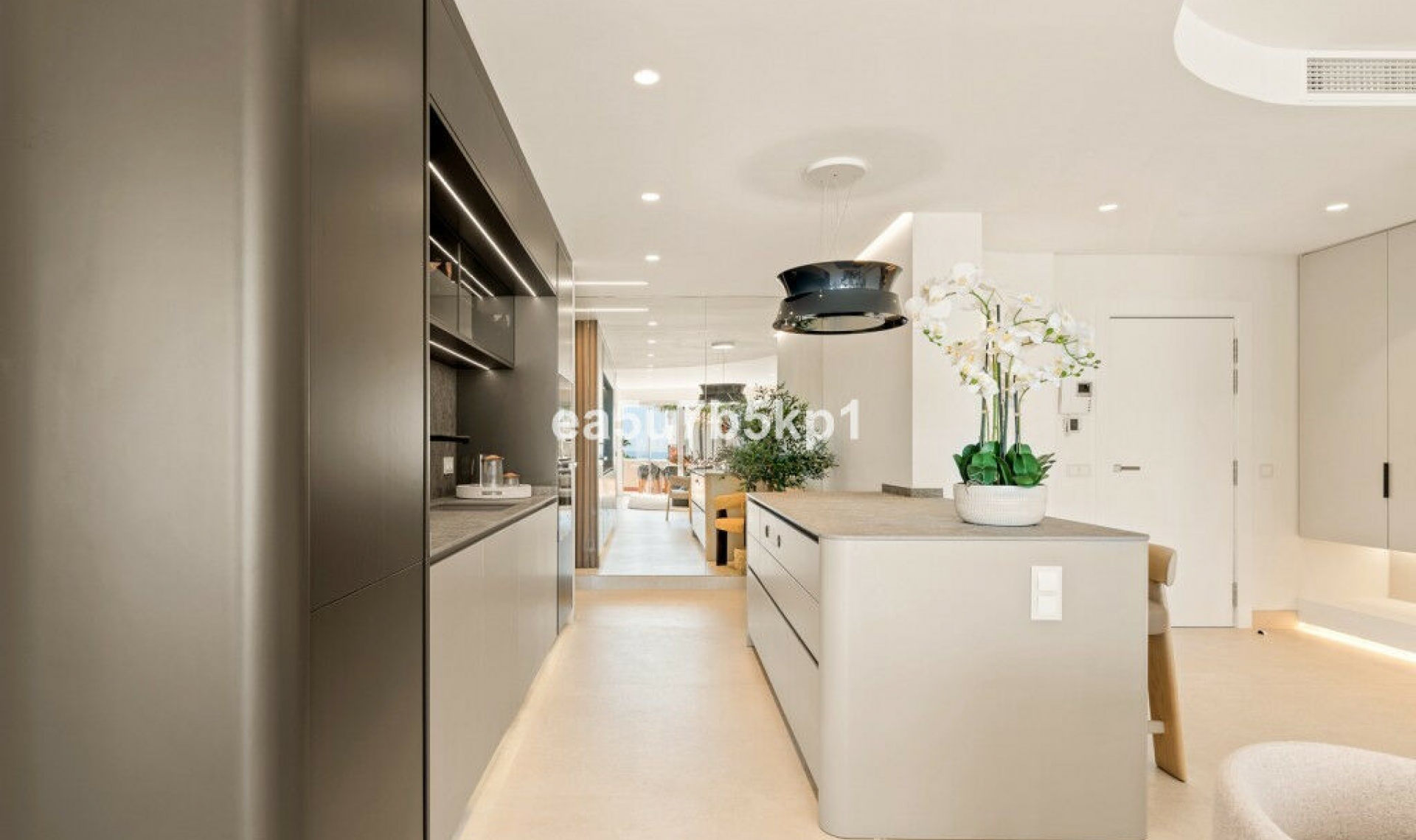 Resale - Apartment -
New Golden Mile