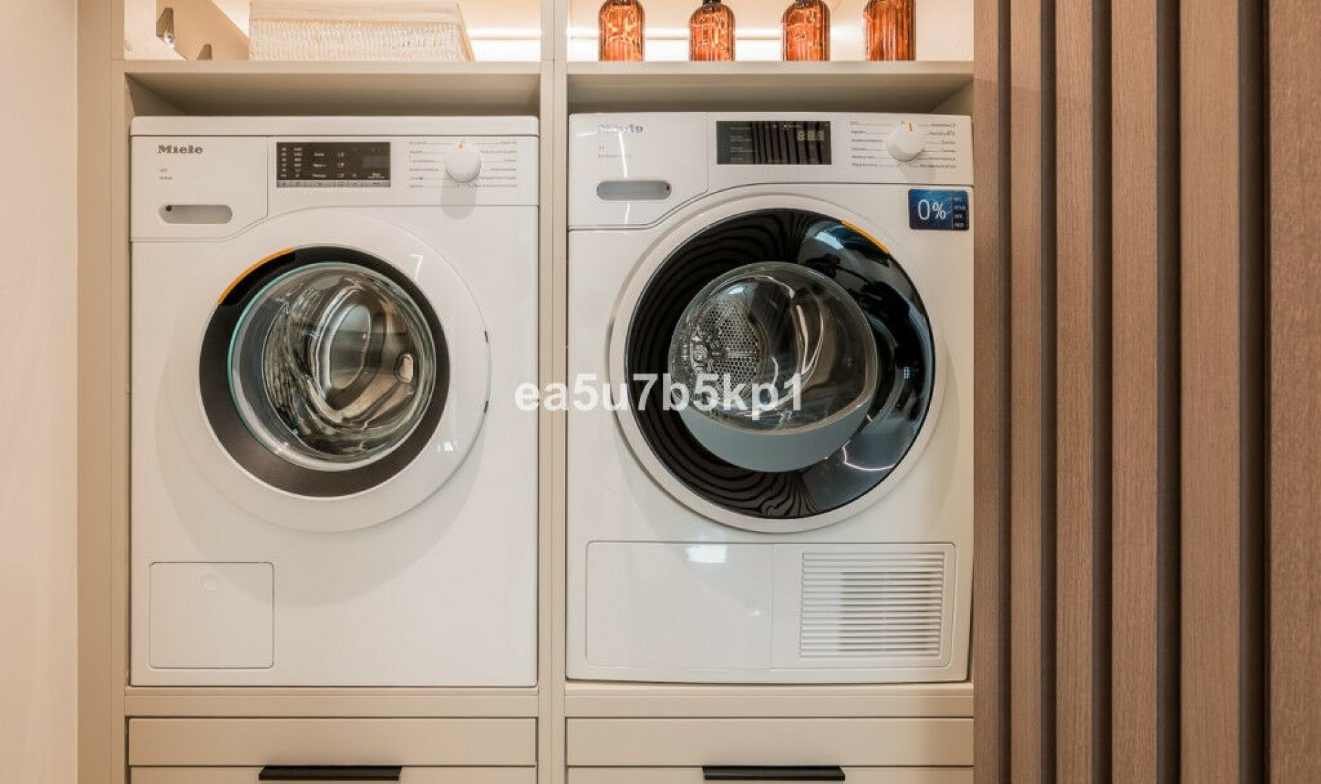 Resale - Apartment -
New Golden Mile