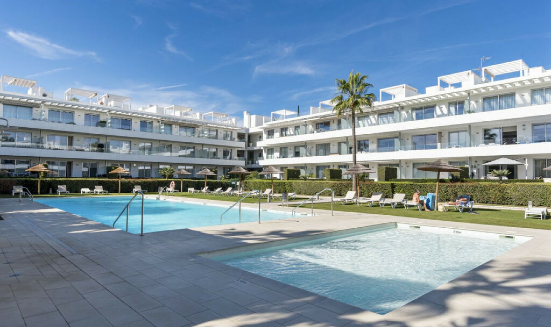 Resale - Apartment -
New Golden Mile