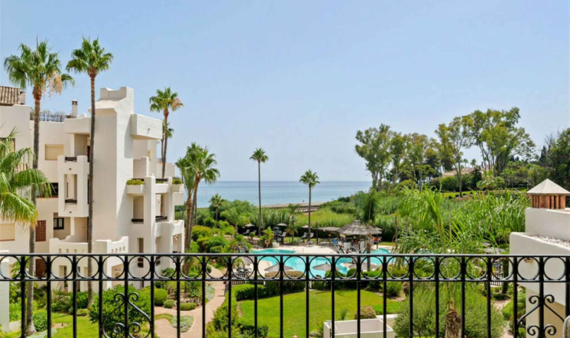 Resale - Apartment -
New Golden Mile